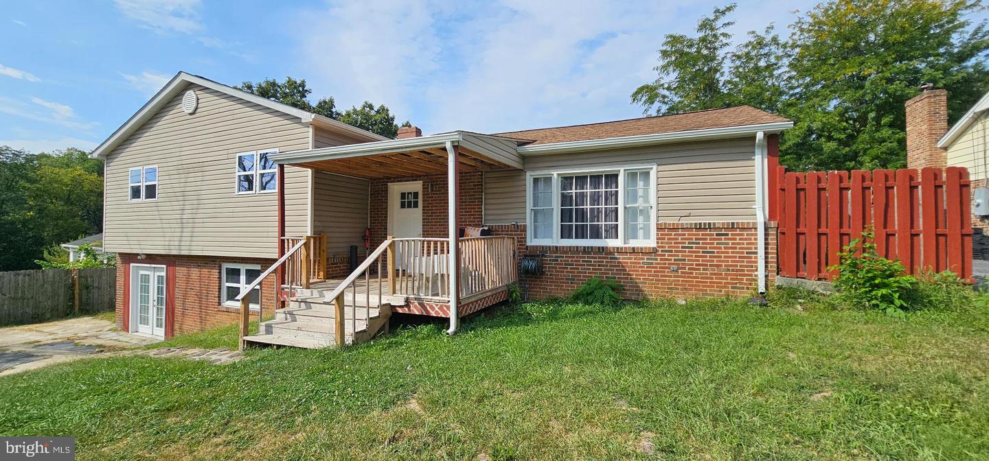 122 CHERRY HILL CIR, WINCHESTER, Virginia 22602, 5 Bedrooms Bedrooms, 16 Rooms Rooms,4 BathroomsBathrooms,Residential,For sale,122 CHERRY HILL CIR,VAFV2036714 MLS # VAFV2036714 122 CHERRY HILL CIR, WINCHESTER, Virginia 22602, 5 Bedrooms Bedrooms, 16 Rooms Rooms,4 BathroomsBathrooms,Residential,For sale,122 CHERRY HILL CIR,VAFV2036714 MLS # VAFV2036714