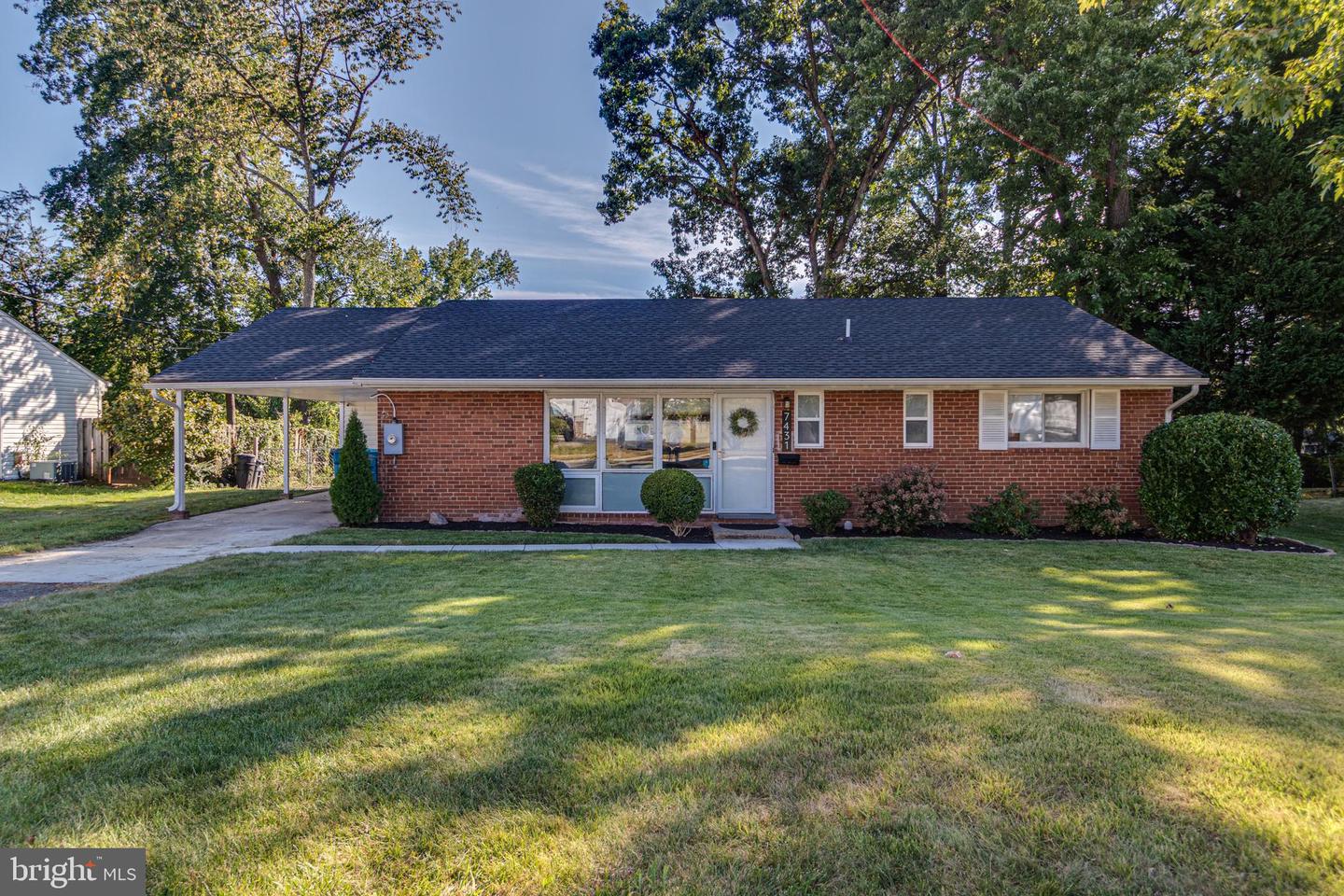 7431 AXTON ST, SPRINGFIELD, Virginia 22151, 3 Bedrooms Bedrooms, ,2 BathroomsBathrooms,Residential,For sale,7431 AXTON ST,VAFX2266094 MLS # VAFX2266094