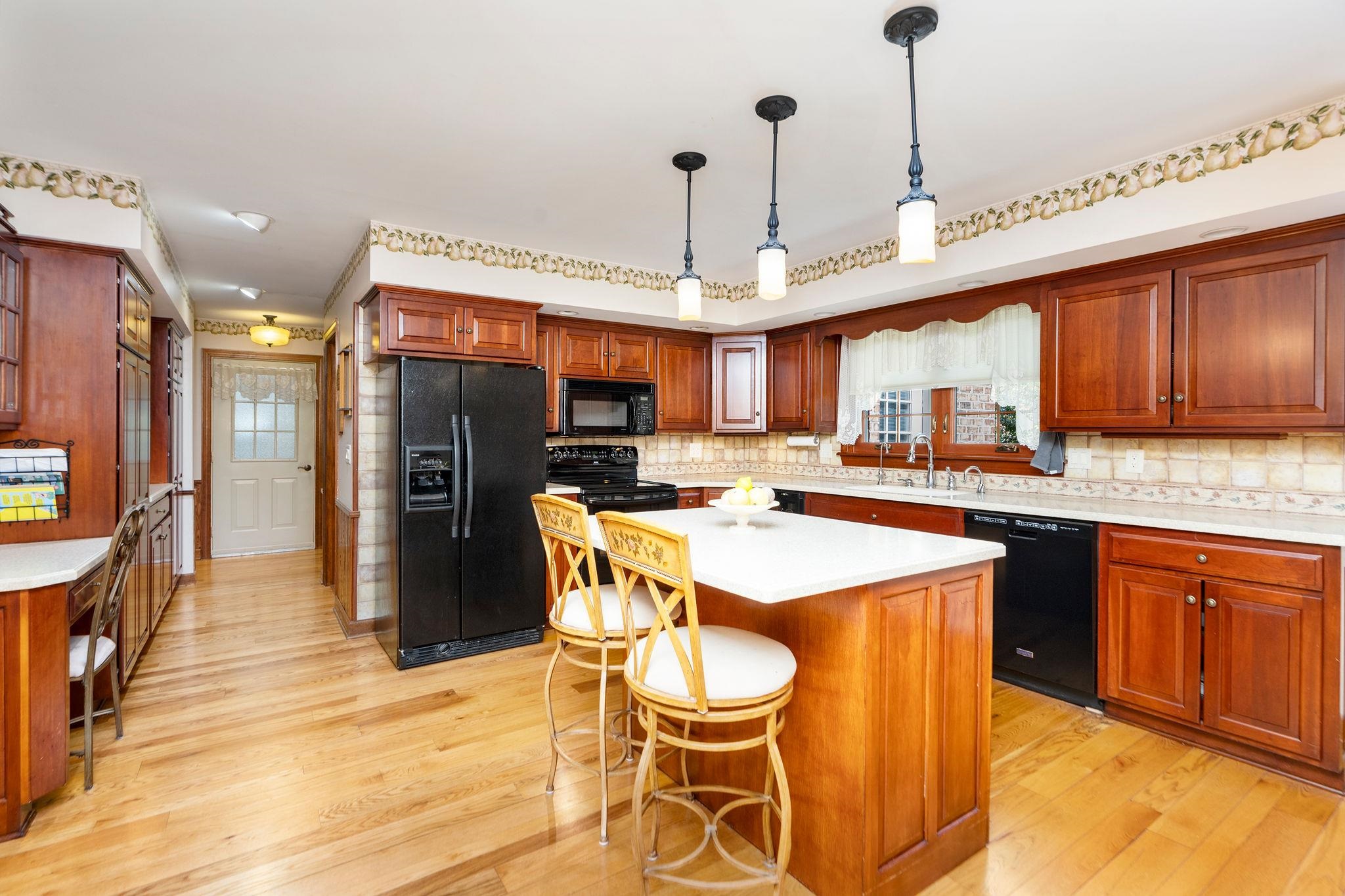 1924 PARKERSBURG TPKE, SWOOPE, Virginia 24479, 3 Bedrooms Bedrooms, ,2 BathroomsBathrooms,Residential,1924 PARKERSBURG TPKE,669042 MLS # 669042