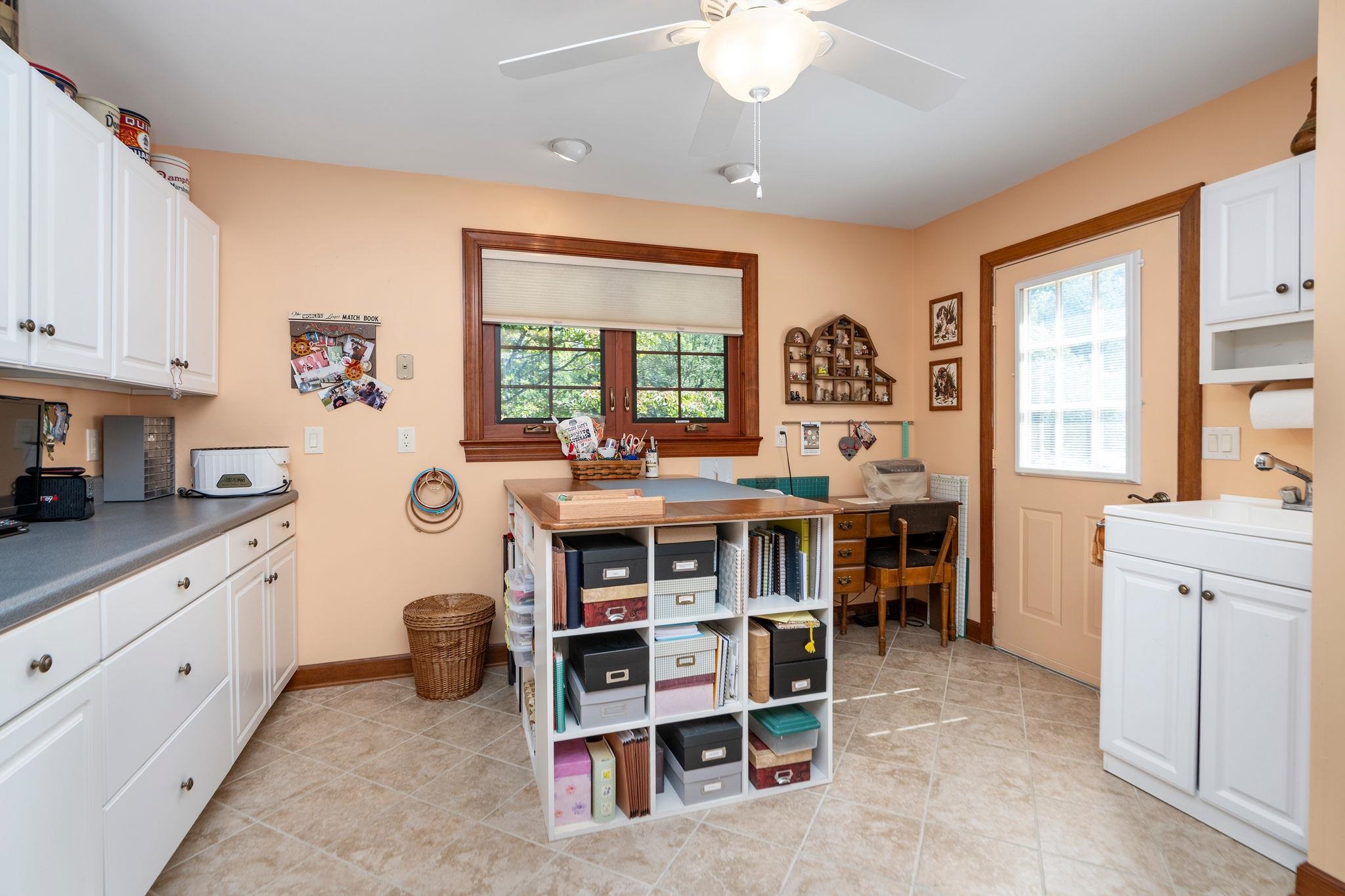 1924 PARKERSBURG TPKE, SWOOPE, Virginia 24479, 3 Bedrooms Bedrooms, ,2 BathroomsBathrooms,Residential,1924 PARKERSBURG TPKE,669042 MLS # 669042