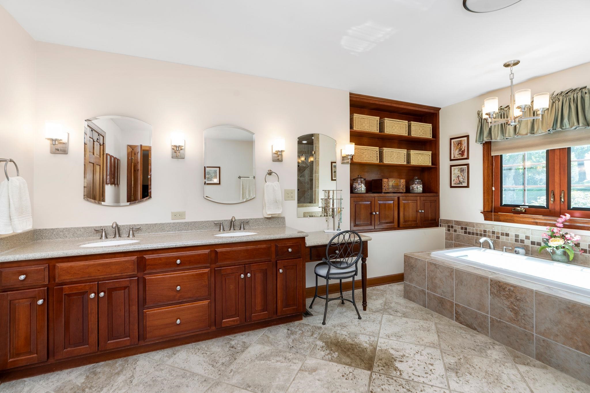 1924 PARKERSBURG TPKE, SWOOPE, Virginia 24479, 3 Bedrooms Bedrooms, ,2 BathroomsBathrooms,Residential,1924 PARKERSBURG TPKE,669042 MLS # 669042