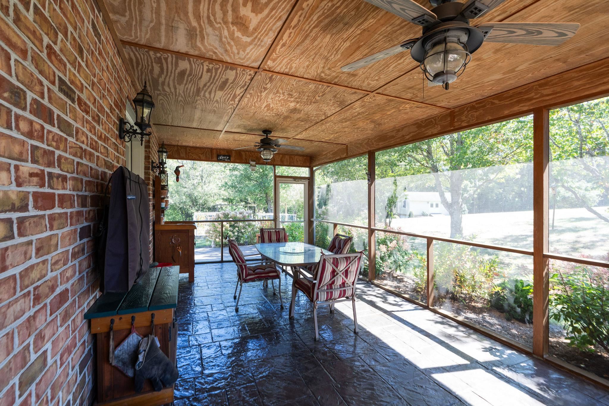 1924 PARKERSBURG TPKE, SWOOPE, Virginia 24479, 3 Bedrooms Bedrooms, ,2 BathroomsBathrooms,Residential,1924 PARKERSBURG TPKE,669042 MLS # 669042