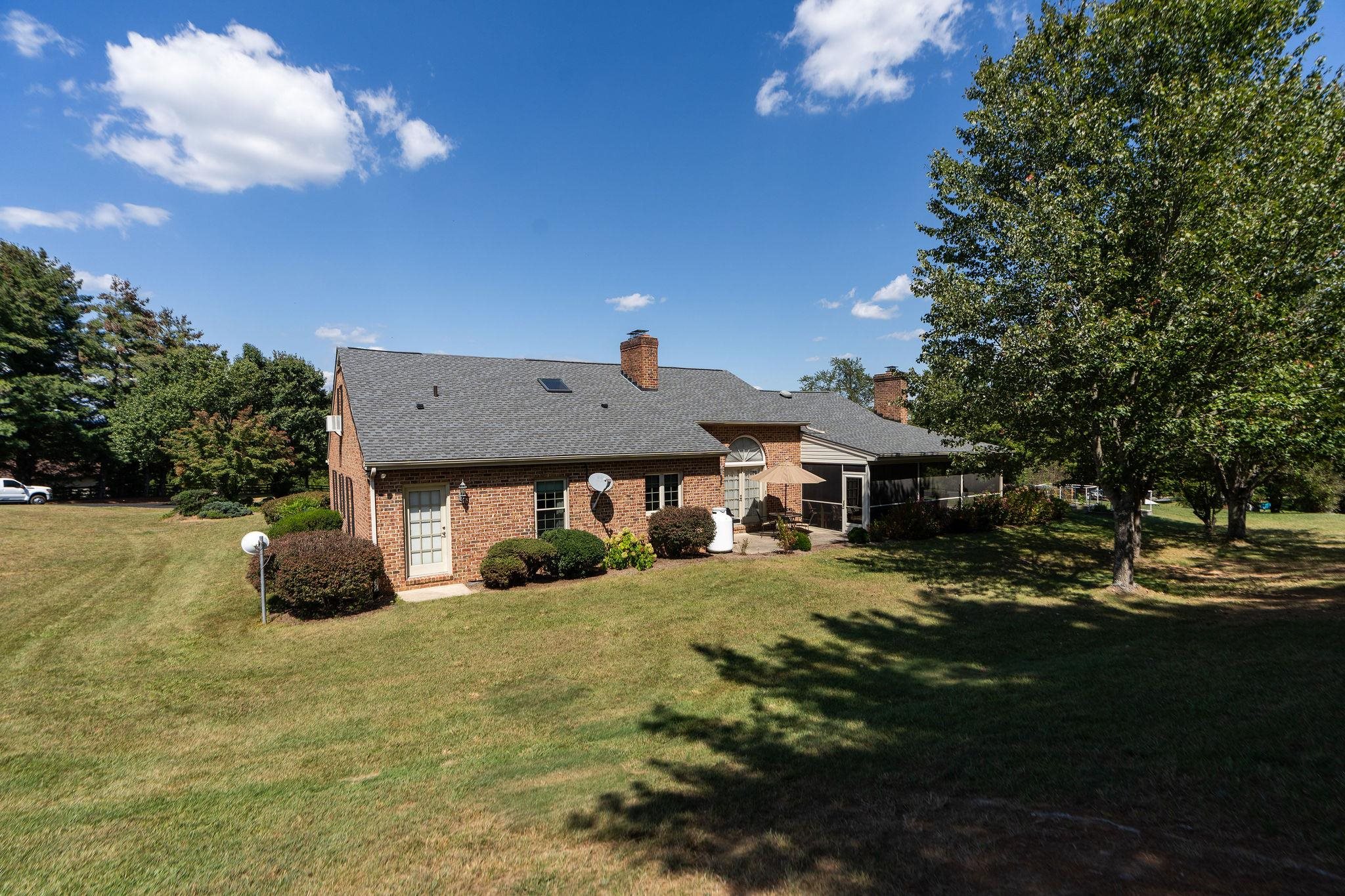 1924 PARKERSBURG TPKE, SWOOPE, Virginia 24479, 3 Bedrooms Bedrooms, ,2 BathroomsBathrooms,Residential,1924 PARKERSBURG TPKE,669042 MLS # 669042