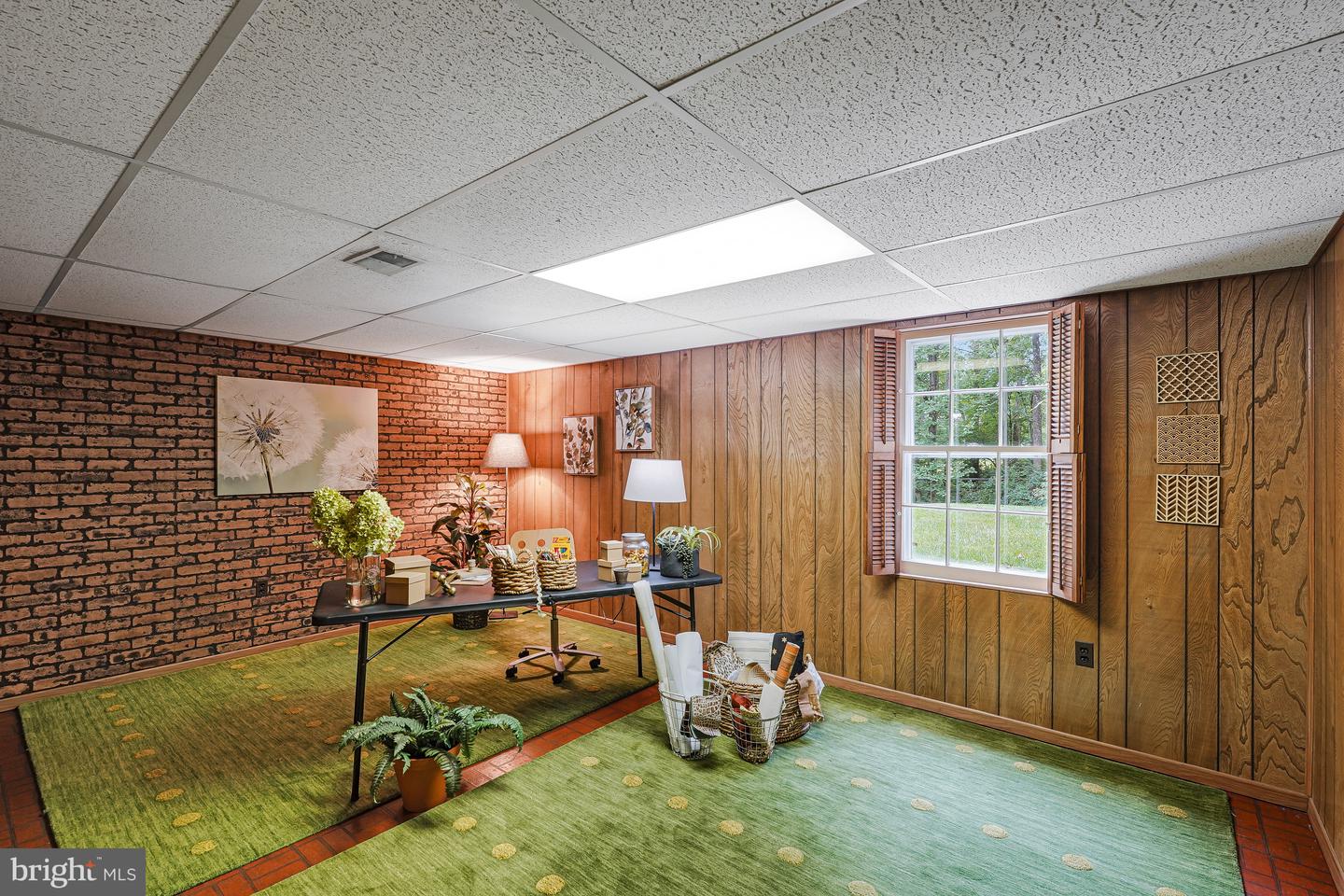 5308 HEXAGON PL, FAIRFAX, Virginia 22030, 5 Bedrooms Bedrooms, ,3 BathroomsBathrooms,Residential,For sale,5308 HEXAGON PL,VAFX2266052 MLS # VAFX2266052