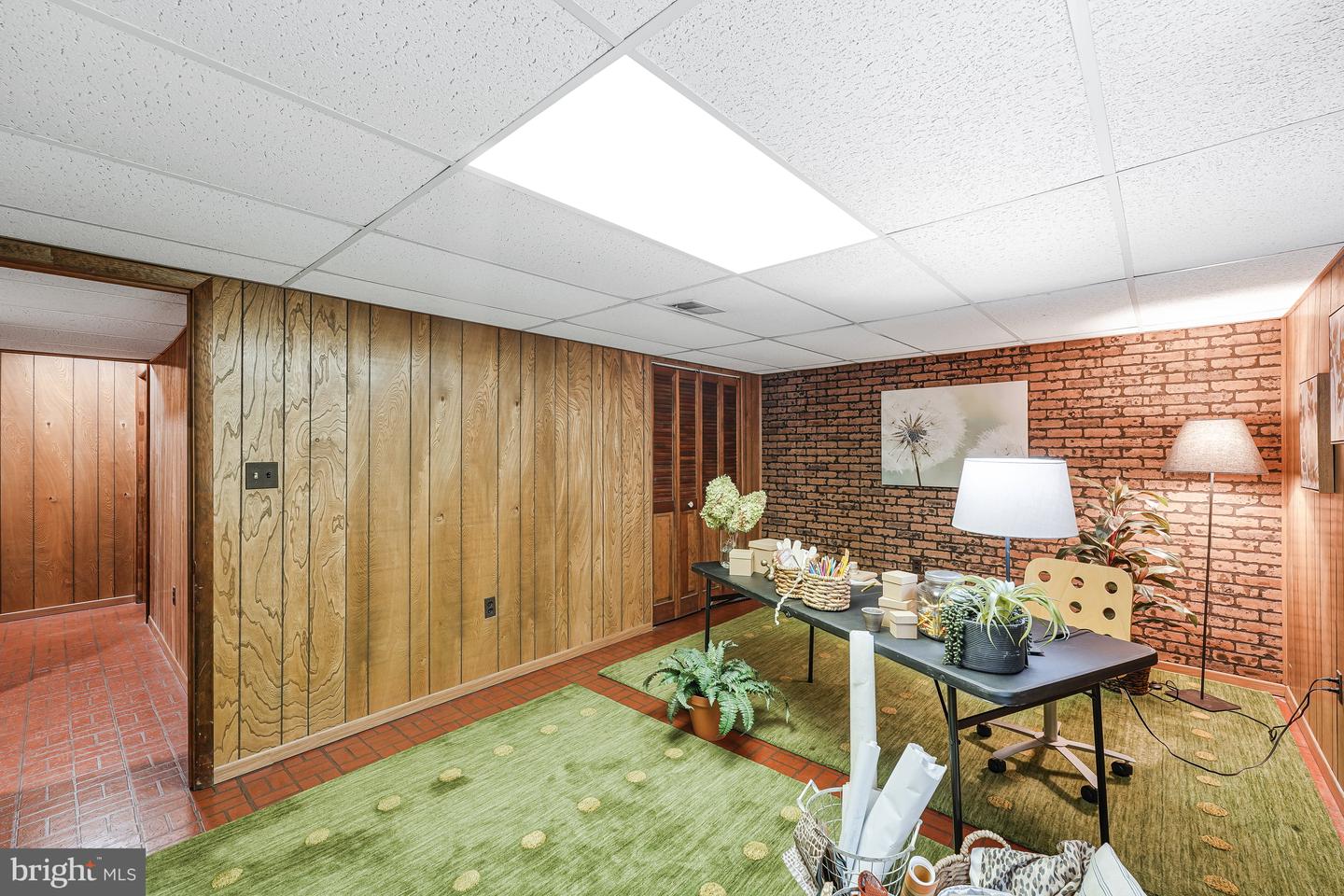 5308 HEXAGON PL, FAIRFAX, Virginia 22030, 5 Bedrooms Bedrooms, ,3 BathroomsBathrooms,Residential,For sale,5308 HEXAGON PL,VAFX2266052 MLS # VAFX2266052