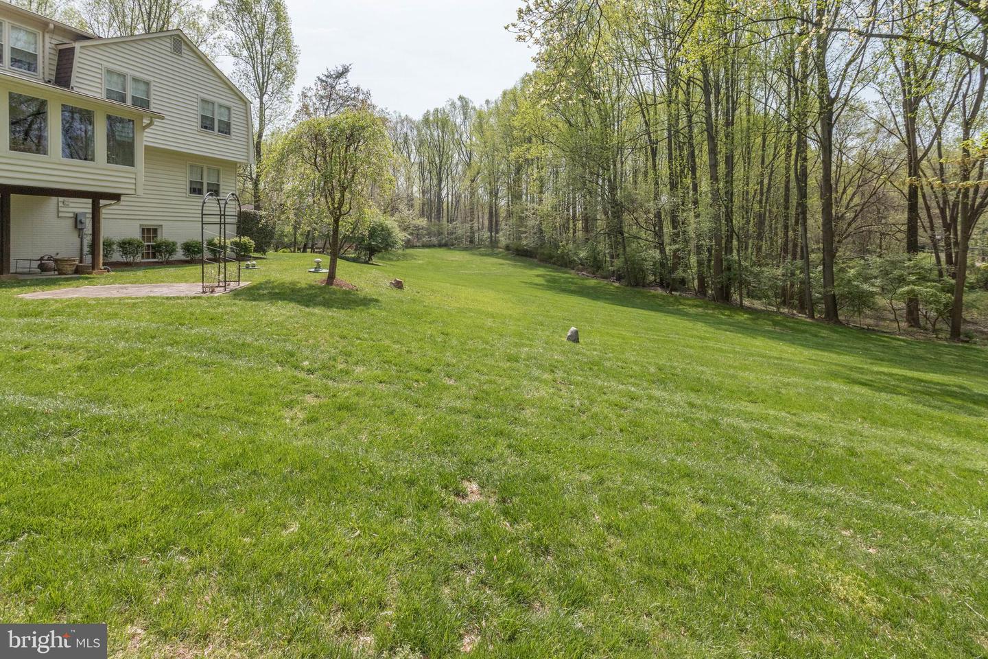 5308 HEXAGON PL, FAIRFAX, Virginia 22030, 5 Bedrooms Bedrooms, ,3 BathroomsBathrooms,Residential,For sale,5308 HEXAGON PL,VAFX2266052 MLS # VAFX2266052