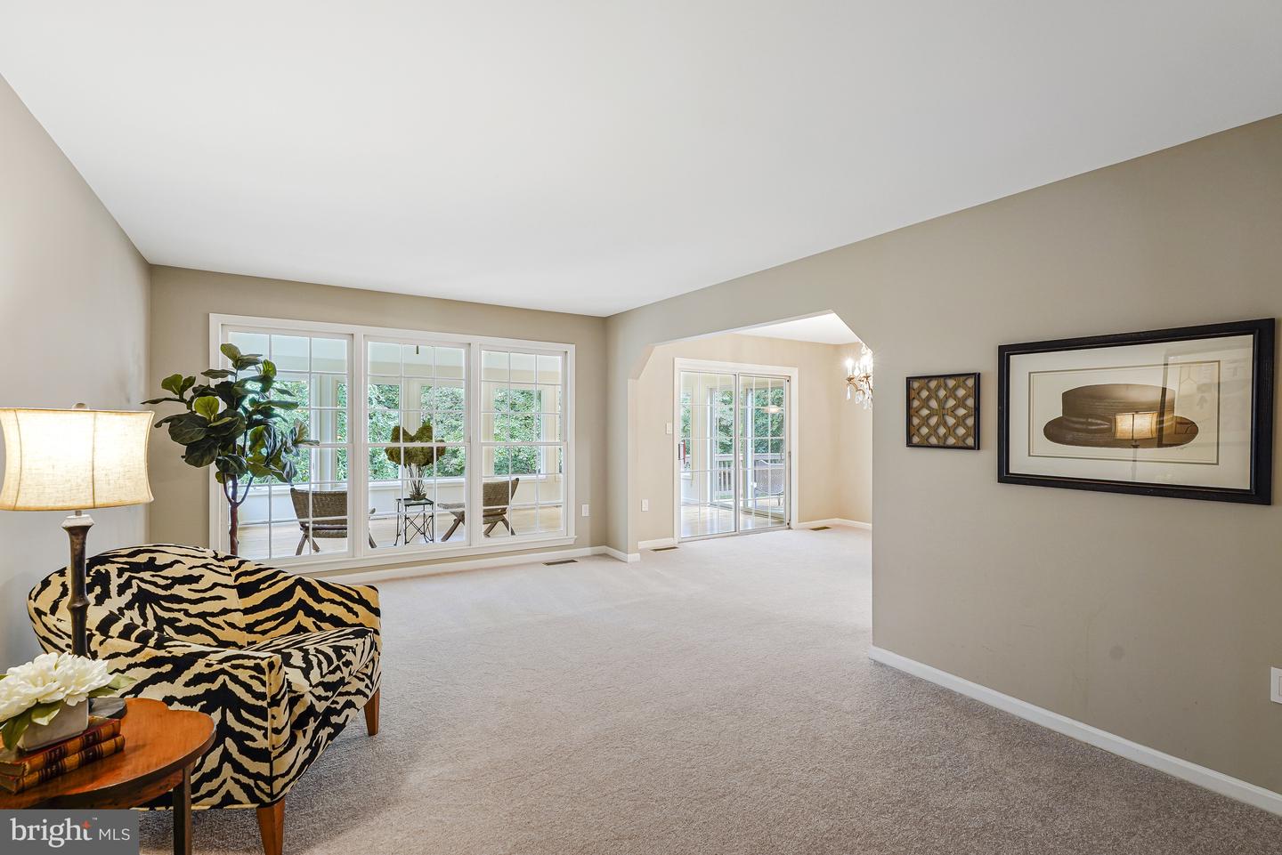 5308 HEXAGON PL, FAIRFAX, Virginia 22030, 5 Bedrooms Bedrooms, ,3 BathroomsBathrooms,Residential,For sale,5308 HEXAGON PL,VAFX2266052 MLS # VAFX2266052