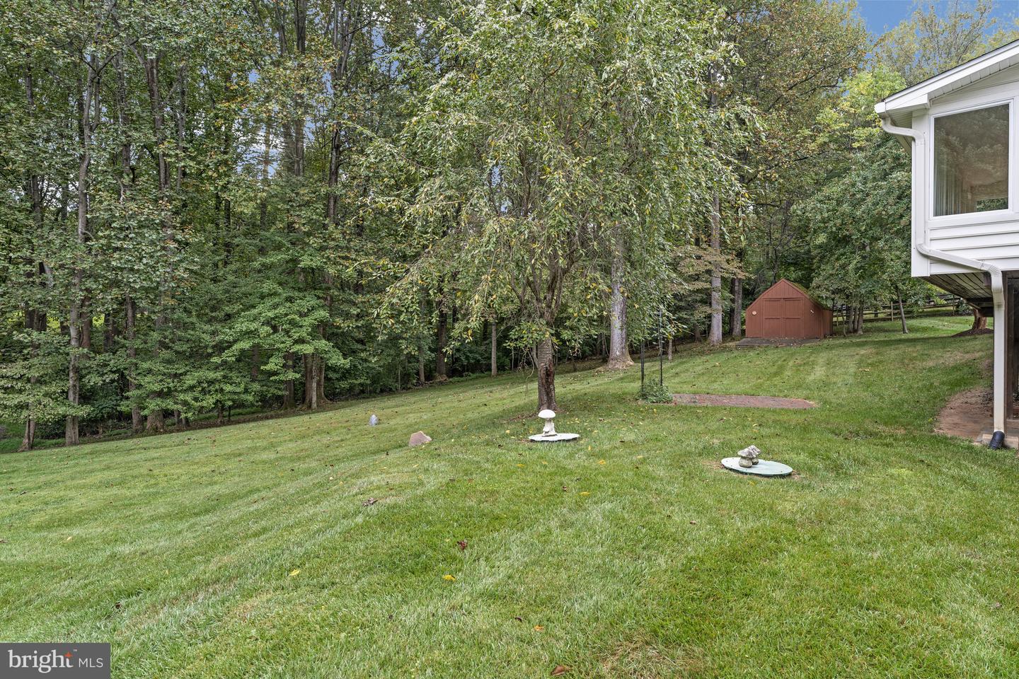5308 HEXAGON PL, FAIRFAX, Virginia 22030, 5 Bedrooms Bedrooms, ,3 BathroomsBathrooms,Residential,For sale,5308 HEXAGON PL,VAFX2266052 MLS # VAFX2266052