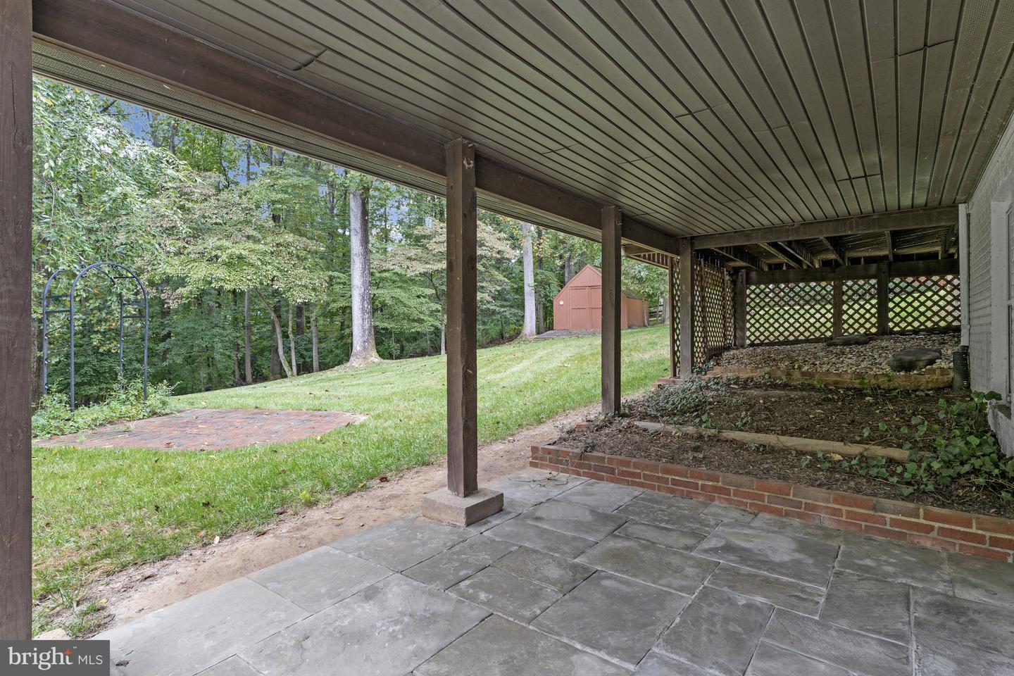 5308 HEXAGON PL, FAIRFAX, Virginia 22030, 5 Bedrooms Bedrooms, ,3 BathroomsBathrooms,Residential,For sale,5308 HEXAGON PL,VAFX2266052 MLS # VAFX2266052