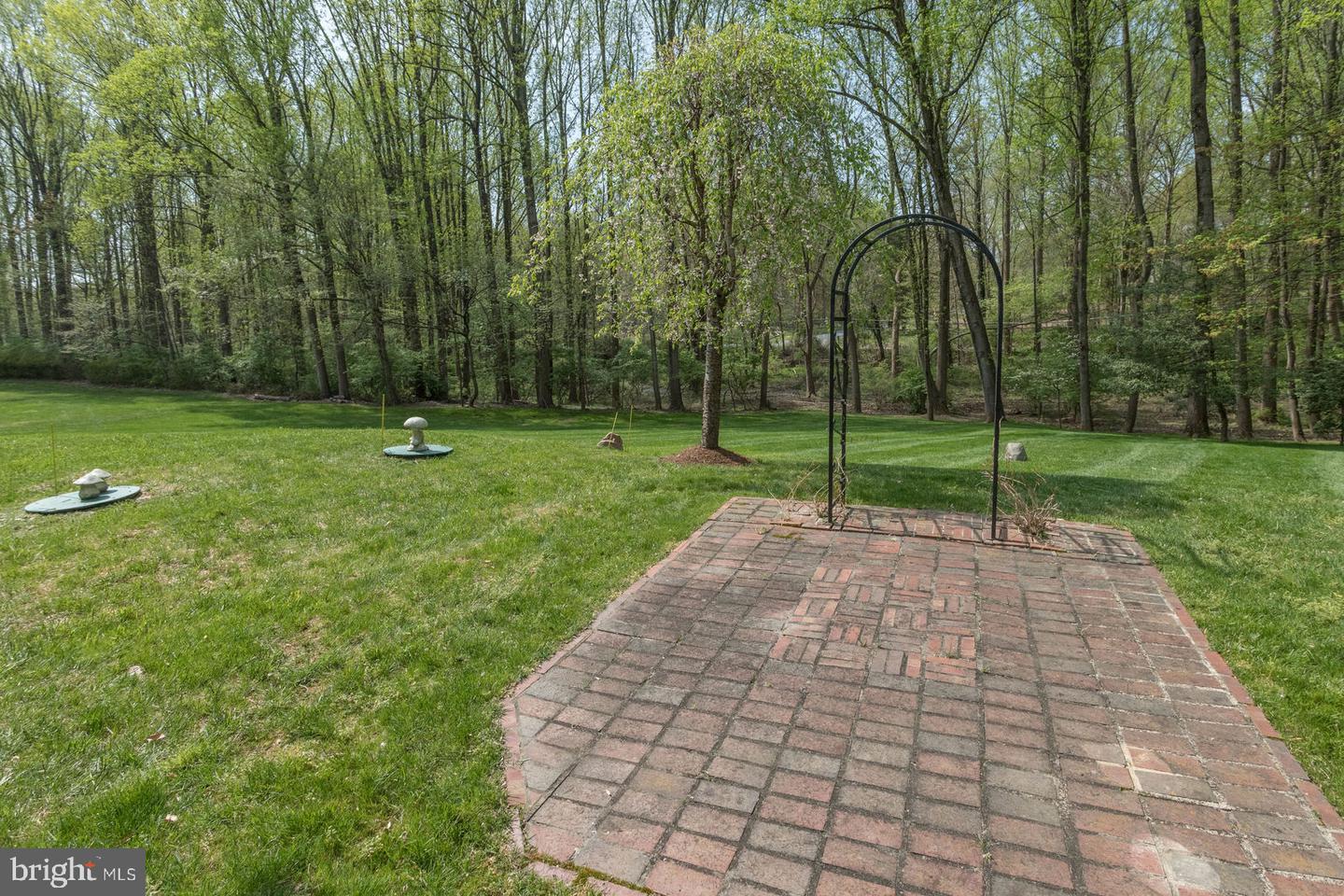 5308 HEXAGON PL, FAIRFAX, Virginia 22030, 5 Bedrooms Bedrooms, ,3 BathroomsBathrooms,Residential,For sale,5308 HEXAGON PL,VAFX2266052 MLS # VAFX2266052