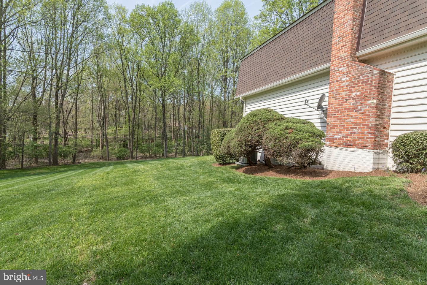 5308 HEXAGON PL, FAIRFAX, Virginia 22030, 5 Bedrooms Bedrooms, ,3 BathroomsBathrooms,Residential,For sale,5308 HEXAGON PL,VAFX2266052 MLS # VAFX2266052