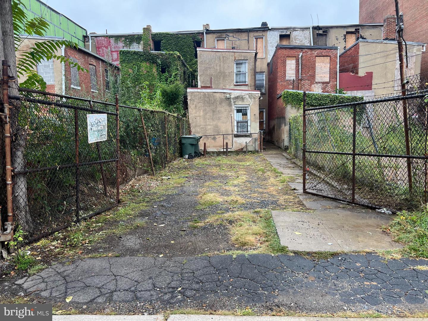 1530 9TH ST NW, WASHINGTON, District Of Columbia 20001, 6 Bedrooms Bedrooms, ,3 BathroomsBathrooms,Residential,For sale,1530 9TH ST NW,DCDC2221400 MLS # DCDC2221400