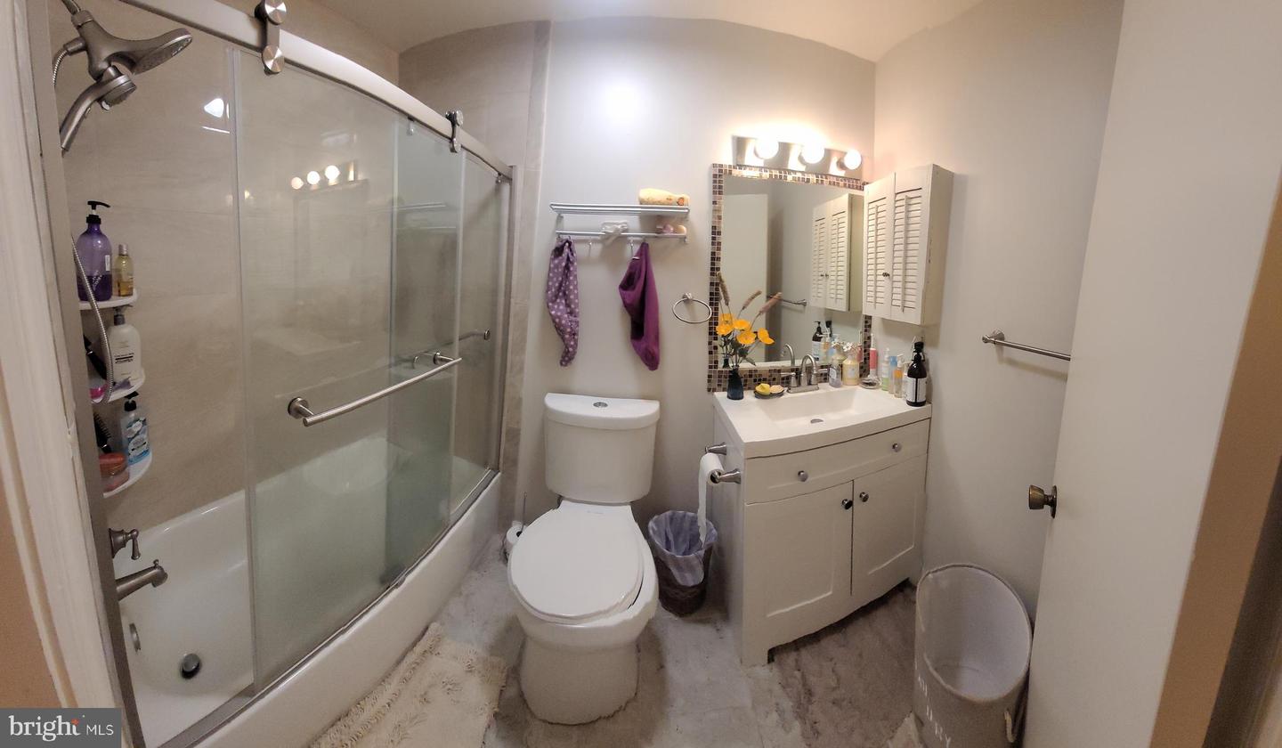 5639 FORT CORLORAN DR, BURKE, Virginia 22015, 4 Bedrooms Bedrooms, ,2 BathroomsBathrooms,Residential,For sale,5639 FORT CORLORAN DR,VAFX2266104 MLS # VAFX2266104