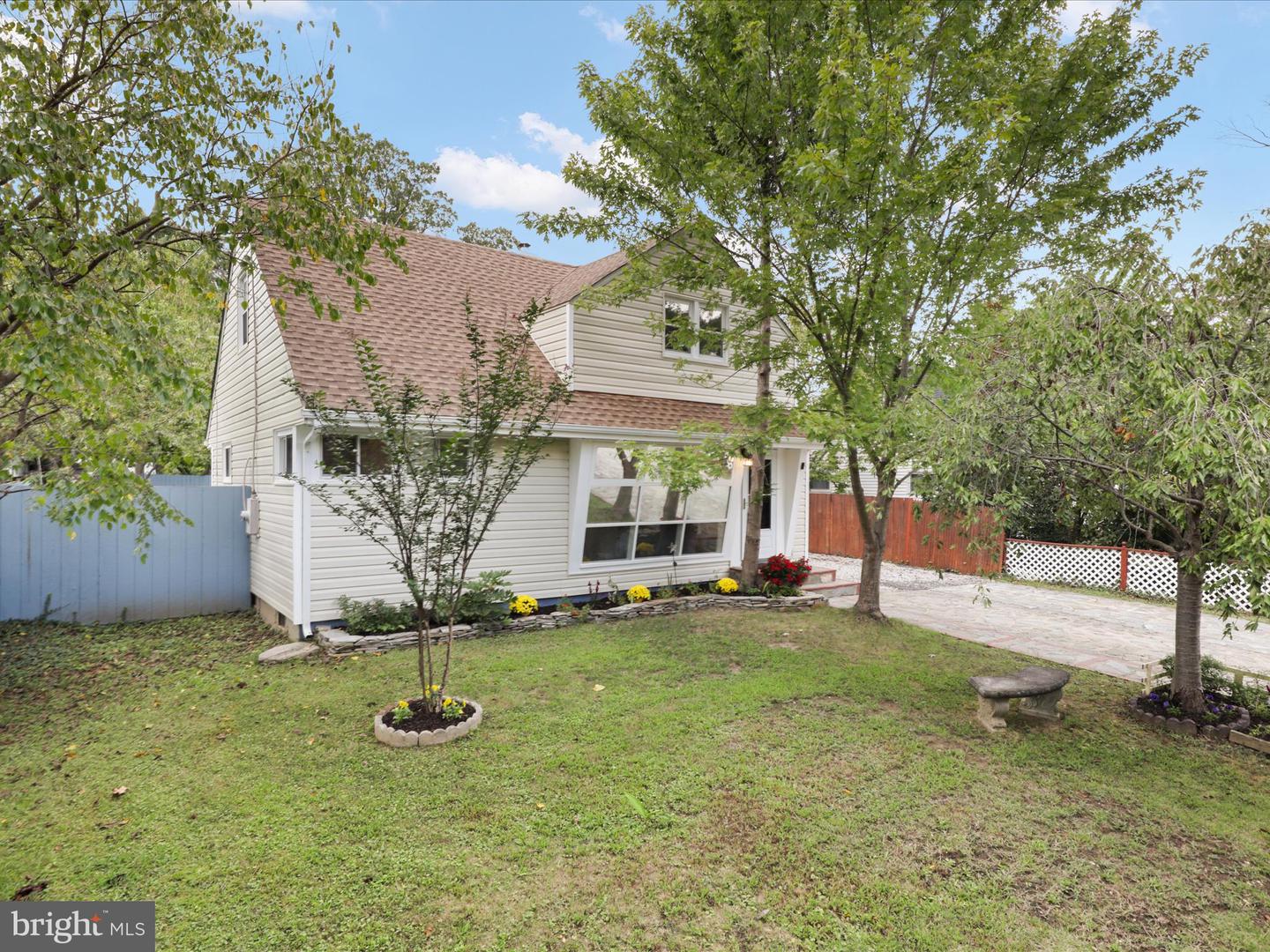 6408 CAVALIER DR, ALEXANDRIA, Virginia 22307, 3 Bedrooms Bedrooms, ,2 BathroomsBathrooms,Residential,For sale,6408 CAVALIER DR,VAFX2265986 MLS # VAFX2265986