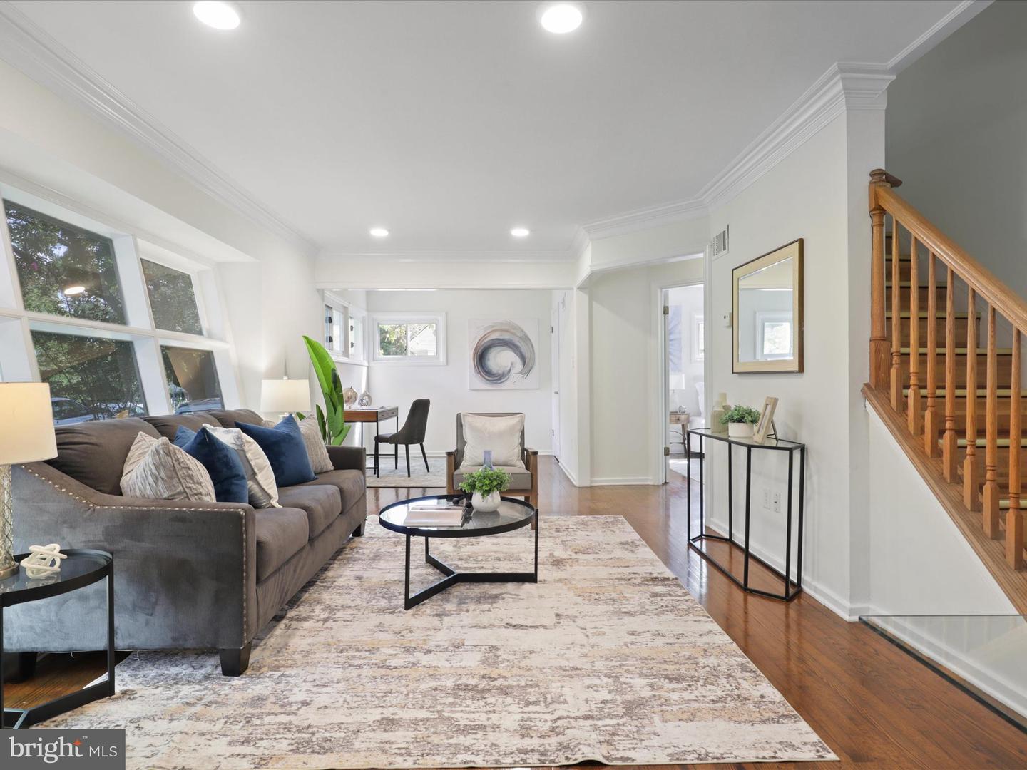 6408 CAVALIER DR, ALEXANDRIA, Virginia 22307, 3 Bedrooms Bedrooms, ,2 BathroomsBathrooms,Residential,For sale,6408 CAVALIER DR,VAFX2265986 MLS # VAFX2265986