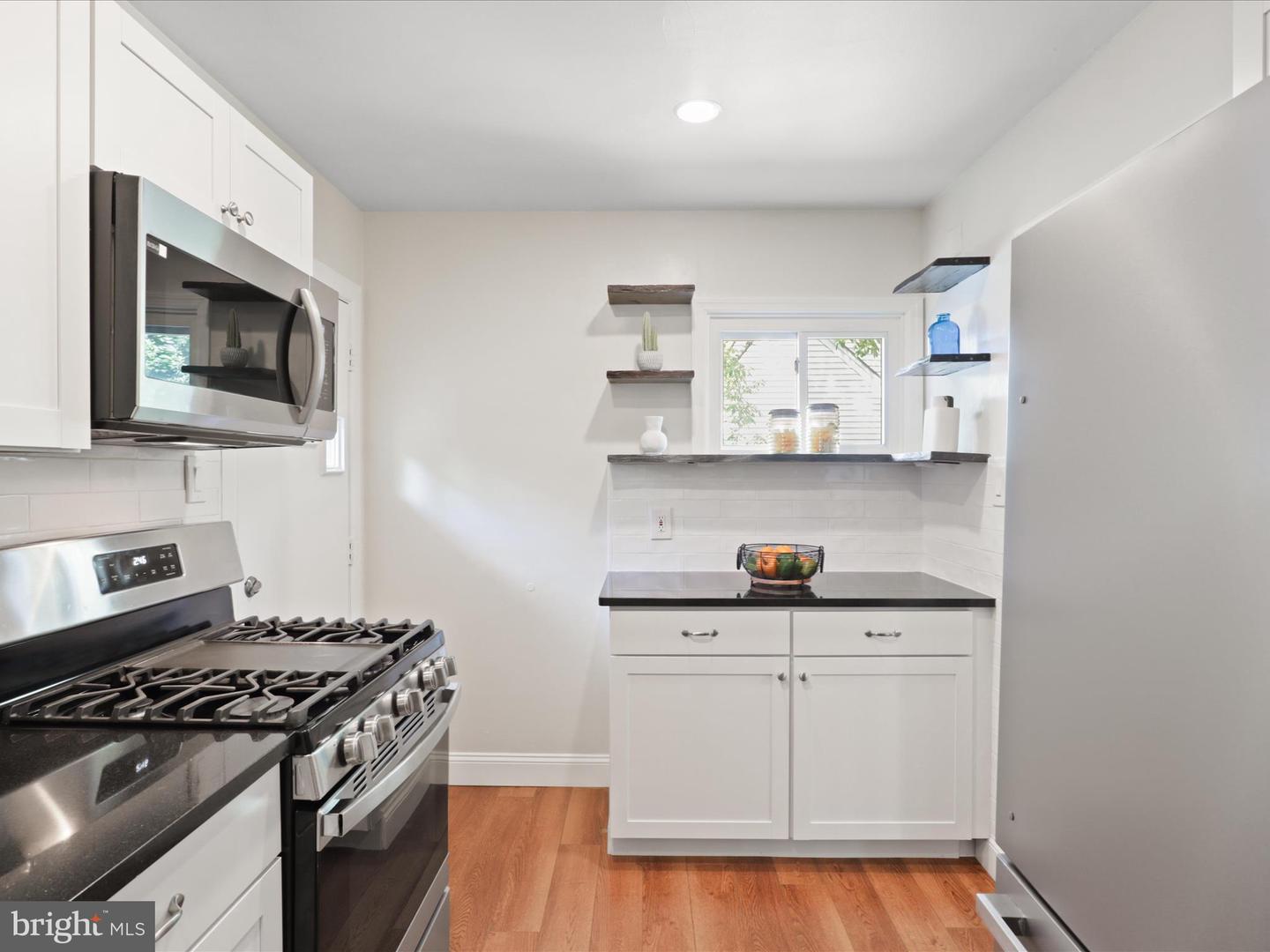 6408 CAVALIER DR, ALEXANDRIA, Virginia 22307, 3 Bedrooms Bedrooms, ,2 BathroomsBathrooms,Residential,For sale,6408 CAVALIER DR,VAFX2265986 MLS # VAFX2265986