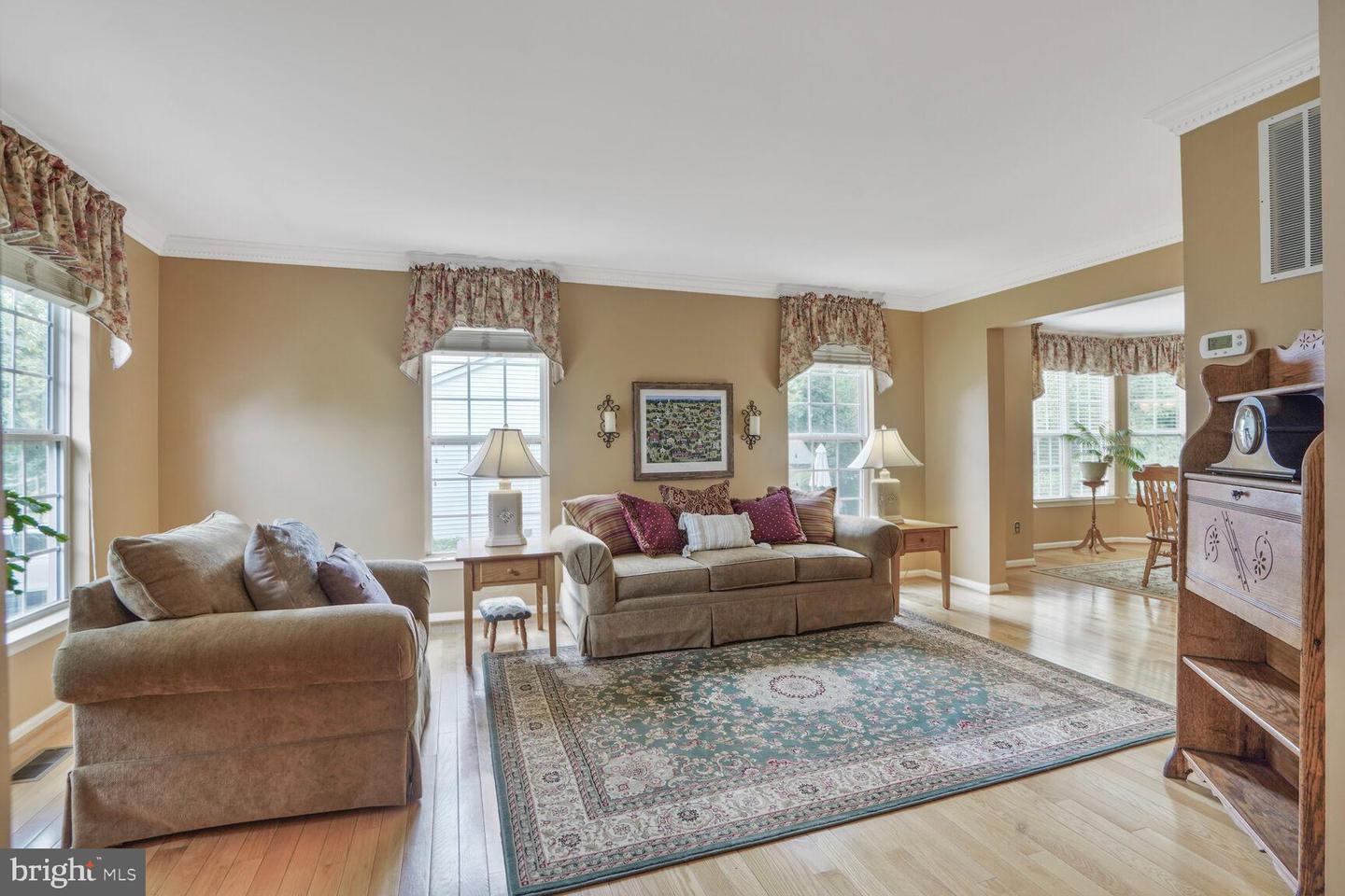 8732 VANORE PL, MANASSAS, Virginia 20110, 4 Bedrooms Bedrooms, 12 Rooms Rooms,3 BathroomsBathrooms,Residential,For sale,8732 VANORE PL,VAPW2103678 MLS # VAPW2103678