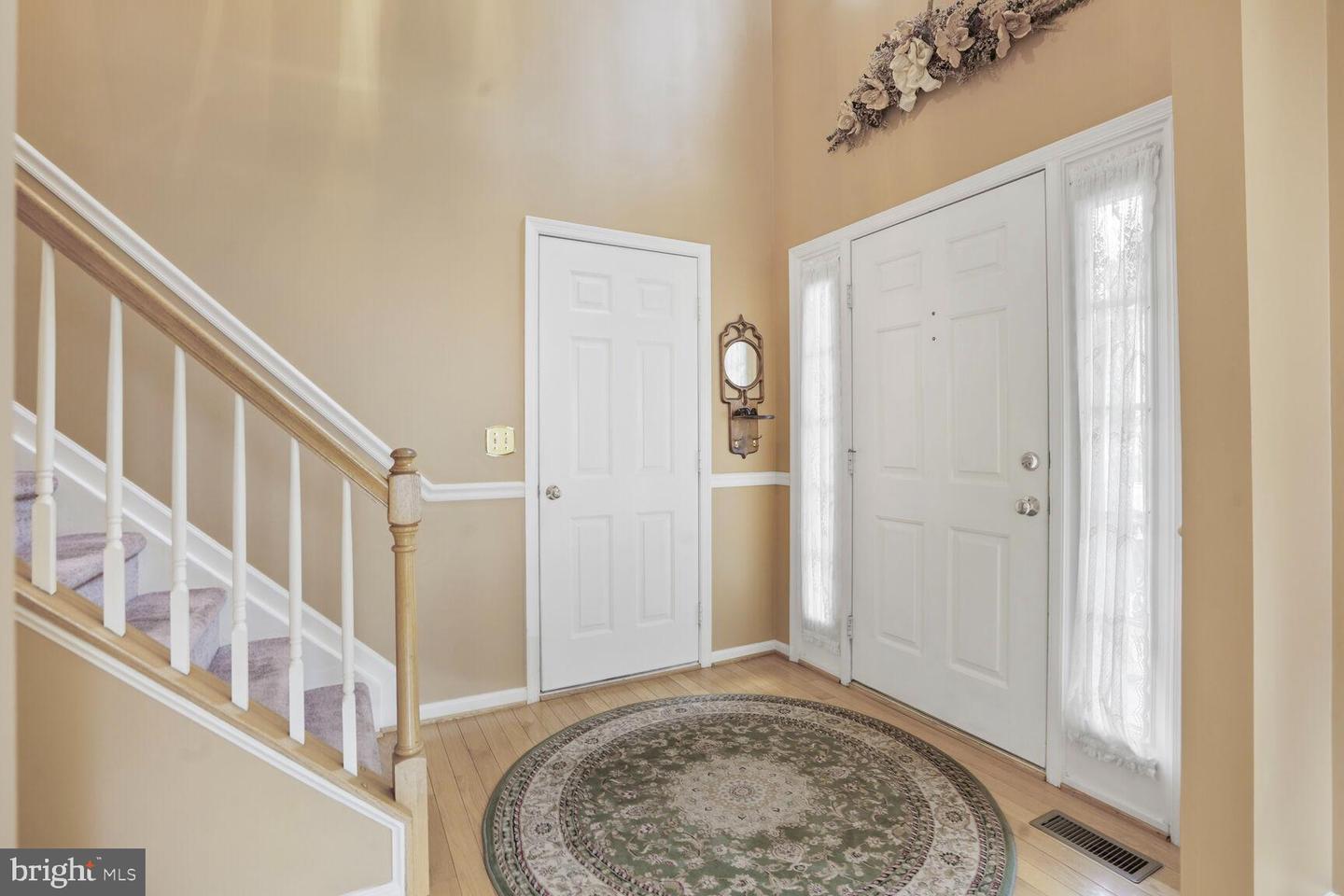 8732 VANORE PL, MANASSAS, Virginia 20110, 4 Bedrooms Bedrooms, 12 Rooms Rooms,3 BathroomsBathrooms,Residential,For sale,8732 VANORE PL,VAPW2103678 MLS # VAPW2103678
