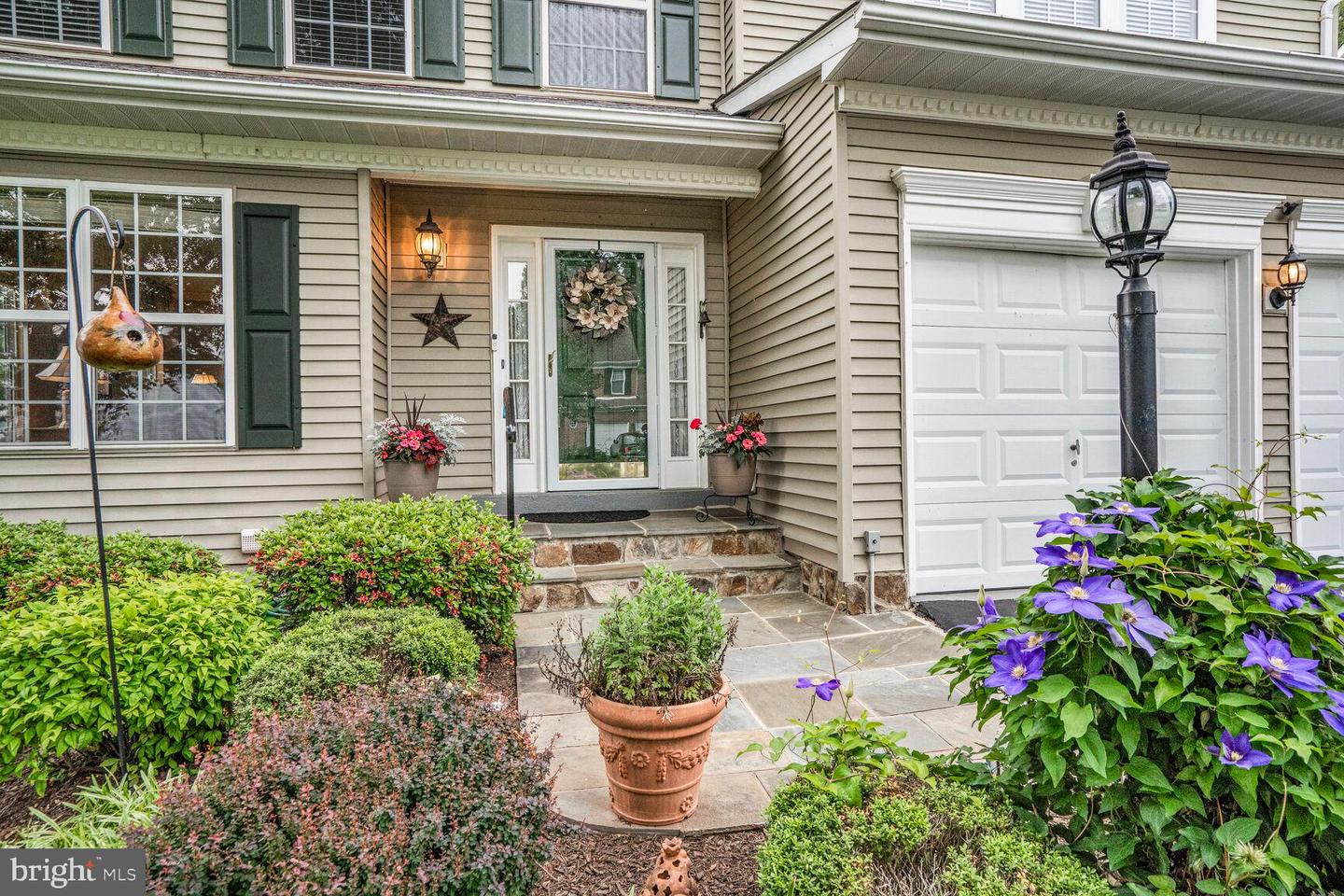 8732 VANORE PL, MANASSAS, Virginia 20110, 4 Bedrooms Bedrooms, 12 Rooms Rooms,3 BathroomsBathrooms,Residential,For sale,8732 VANORE PL,VAPW2103678 MLS # VAPW2103678