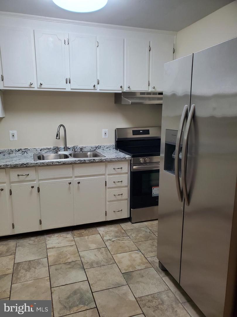 117-B SHENANDOAH AVE S, FRONT ROYAL, Virginia 22630, 3 Bedrooms Bedrooms, ,2 BathroomsBathrooms,Residential,For sale,117-B SHENANDOAH AVE S,VAWR2012262 MLS # VAWR2012262 117-B SHENANDOAH AVE S, FRONT ROYAL, Virginia 22630, 3 Bedrooms Bedrooms, ,2 BathroomsBathrooms,Residential,For sale,117-B SHENANDOAH AVE S,VAWR2012262 MLS # VAWR2012262