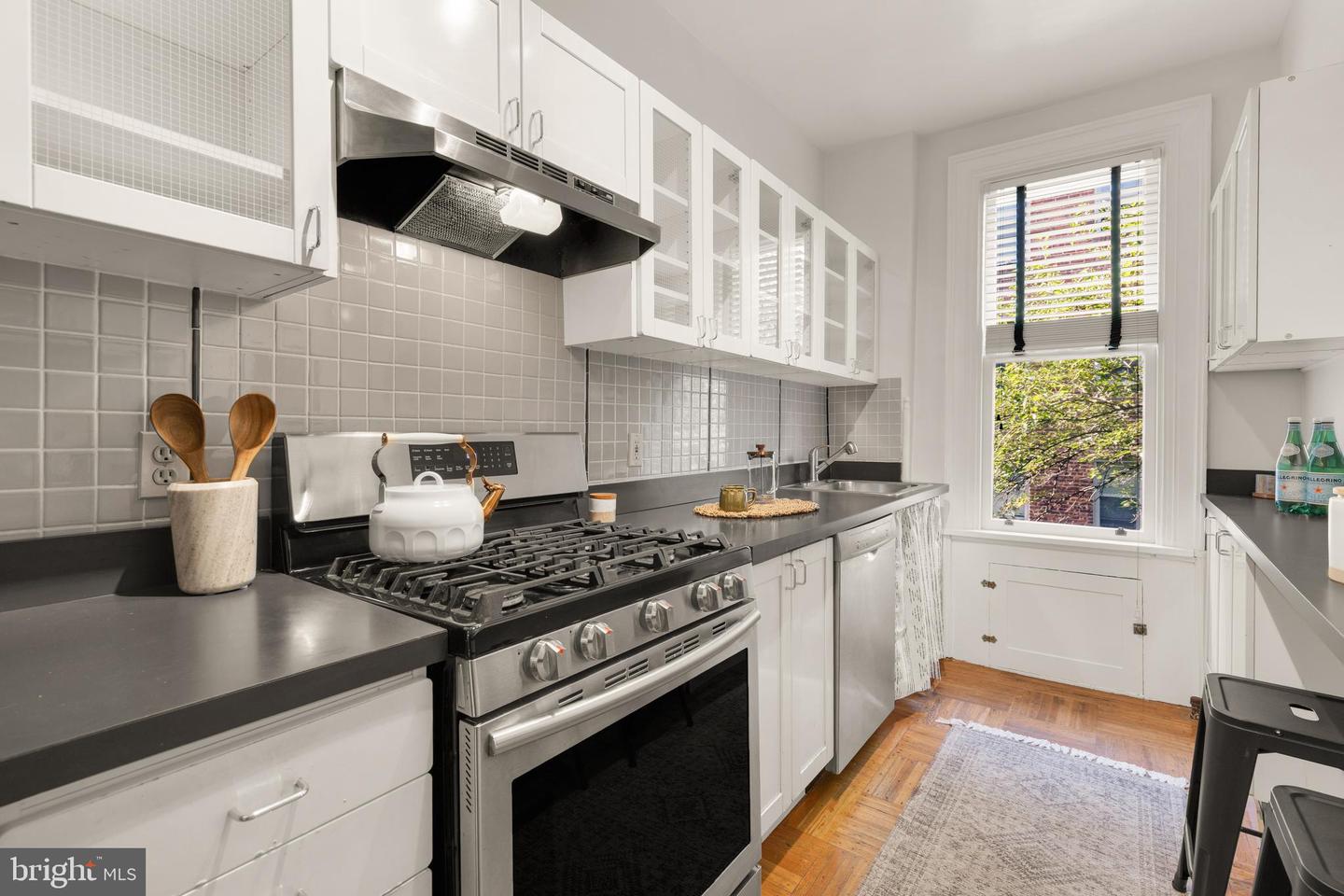 2039 NEW HAMPSHIRE AVE NW #401, WASHINGTON, District Of Columbia 20009, 1 Bedroom Bedrooms, ,1 BathroomBathrooms,Residential,For sale,2039 NEW HAMPSHIRE AVE NW #401,DCDC2221526 MLS # DCDC2221526