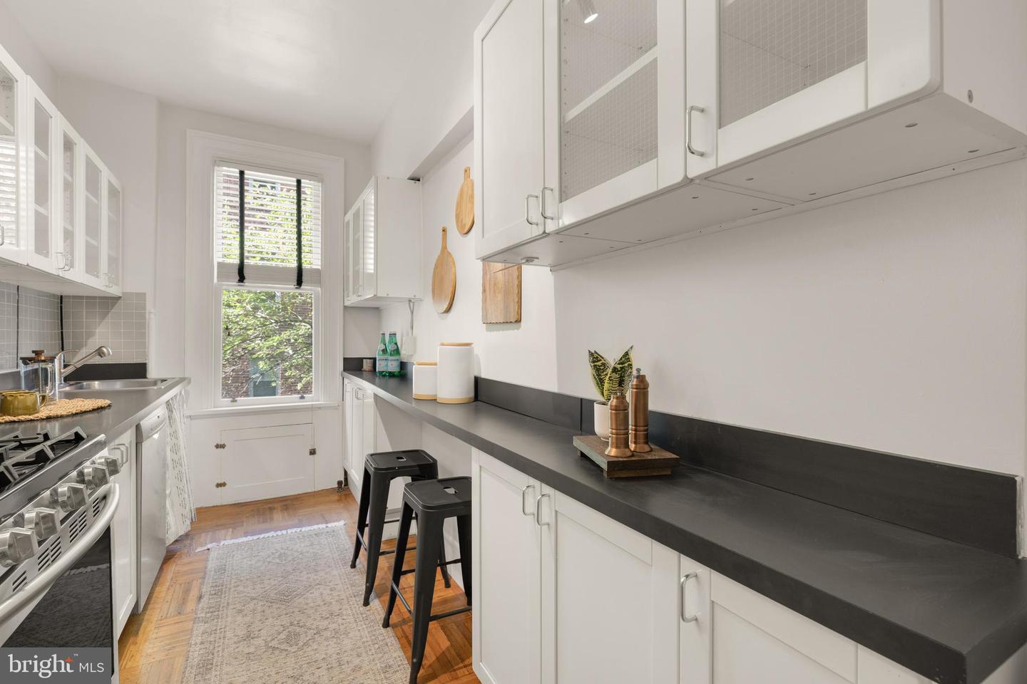 2039 NEW HAMPSHIRE AVE NW #401, WASHINGTON, District Of Columbia 20009, 1 Bedroom Bedrooms, ,1 BathroomBathrooms,Residential,For sale,2039 NEW HAMPSHIRE AVE NW #401,DCDC2221526 MLS # DCDC2221526