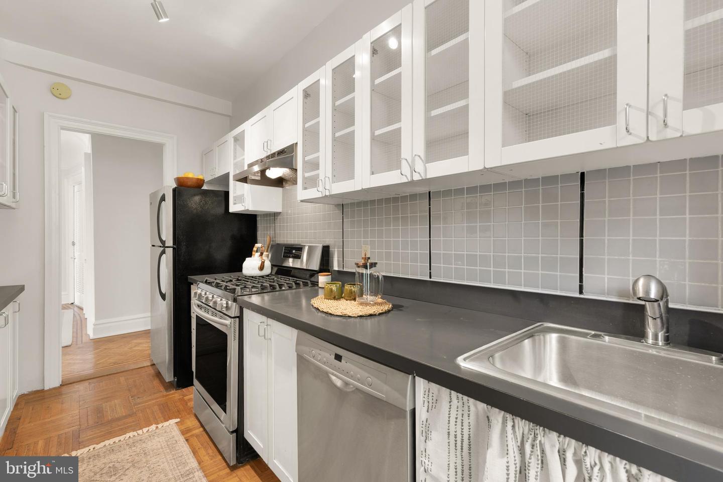 2039 NEW HAMPSHIRE AVE NW #401, WASHINGTON, District Of Columbia 20009, 1 Bedroom Bedrooms, ,1 BathroomBathrooms,Residential,For sale,2039 NEW HAMPSHIRE AVE NW #401,DCDC2221526 MLS # DCDC2221526