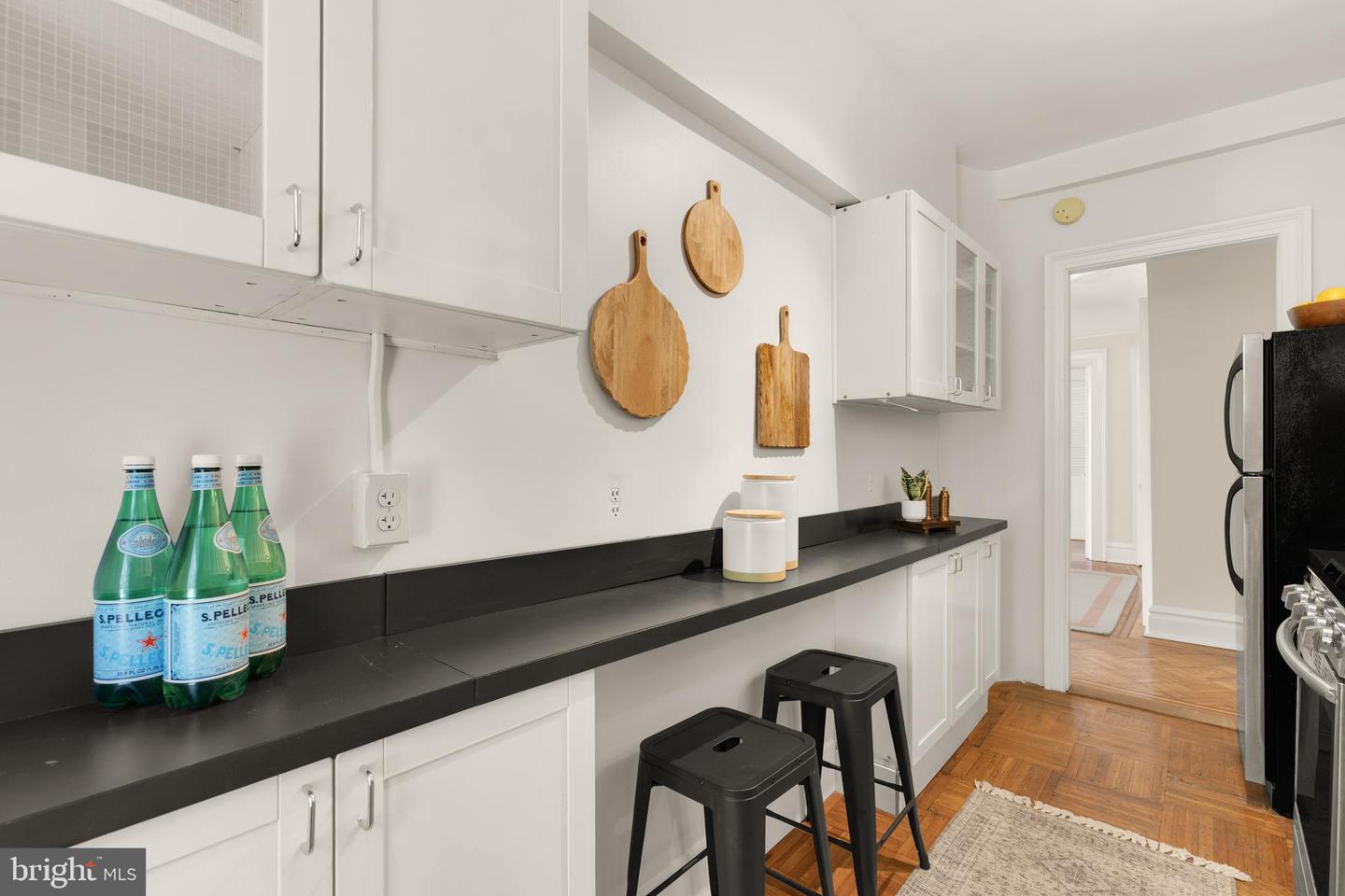 2039 NEW HAMPSHIRE AVE NW #401, WASHINGTON, District Of Columbia 20009, 1 Bedroom Bedrooms, ,1 BathroomBathrooms,Residential,For sale,2039 NEW HAMPSHIRE AVE NW #401,DCDC2221526 MLS # DCDC2221526
