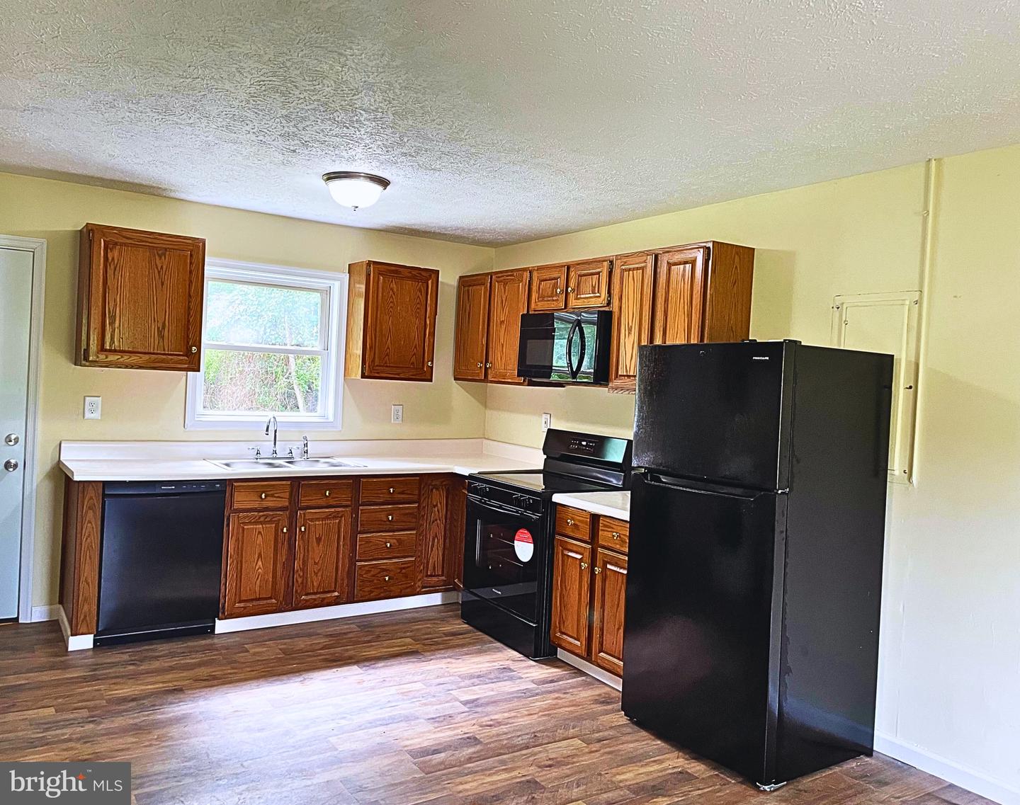 5367 MORATTICO RD, LANCASTER, Virginia 22503, 2 Bedrooms Bedrooms, ,1 BathroomBathrooms,Residential,For sale,5367 MORATTICO RD,VALV2000870 MLS # VALV2000870