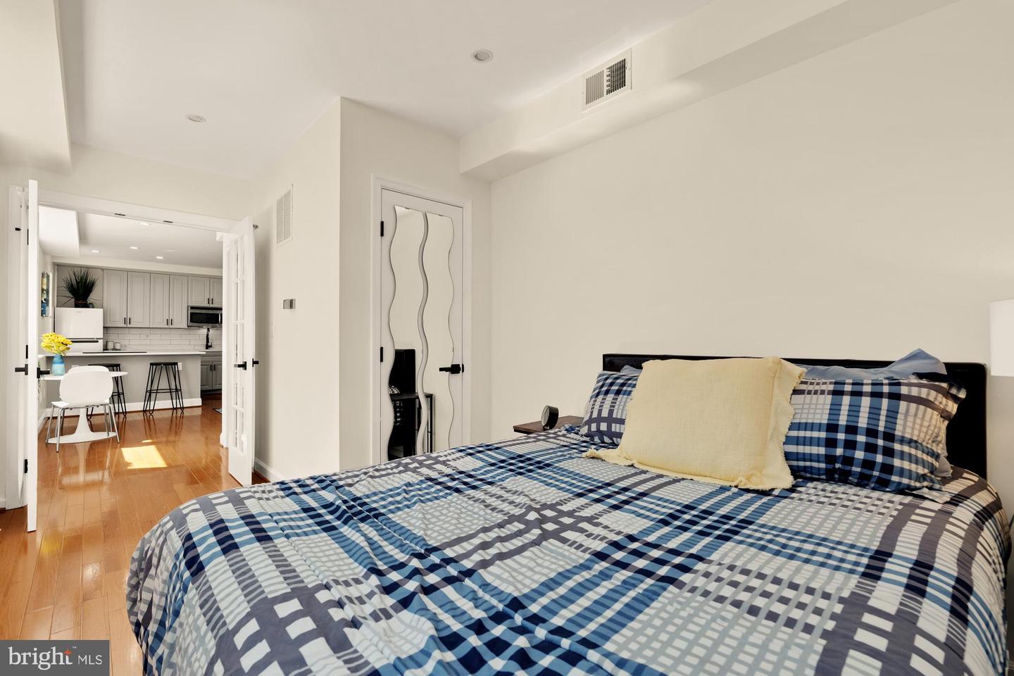 1125 12TH ST NW #31, WASHINGTON, District Of Columbia 20005, 1 Bedroom Bedrooms, 4 Rooms Rooms,1 BathroomBathrooms,Residential,For sale,1125 12TH ST NW #31,DCDC2221528 MLS # DCDC2221528