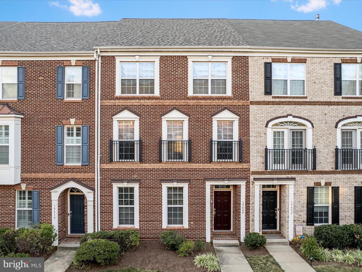 19408 SUSQUEHANNA SQ, LEESBURG, Virginia 20176, 3 Bedrooms Bedrooms, ,2 BathroomsBathrooms,Residential,For sale,19408 SUSQUEHANNA SQ,VALO2106584 MLS # VALO2106584