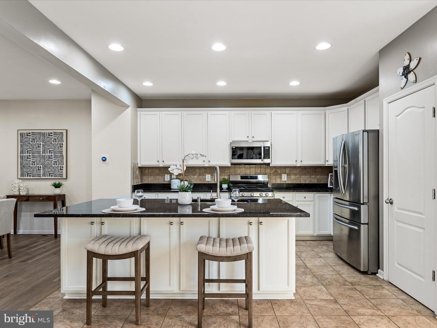 19408 SUSQUEHANNA SQ, LEESBURG, Virginia 20176, 3 Bedrooms Bedrooms, ,2 BathroomsBathrooms,Residential,For sale,19408 SUSQUEHANNA SQ,VALO2106584 MLS # VALO2106584