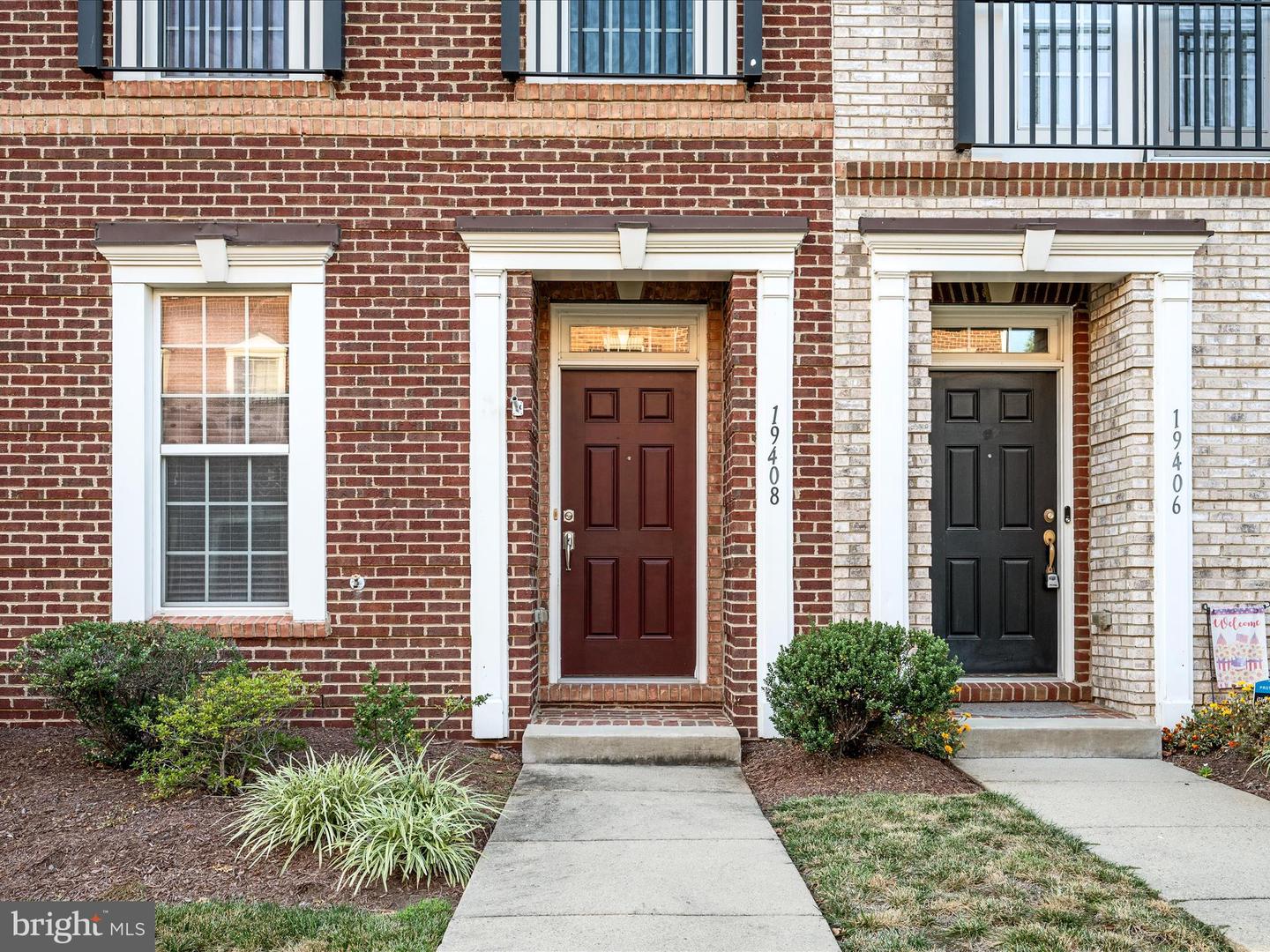 19408 SUSQUEHANNA SQ, LEESBURG, Virginia 20176, 3 Bedrooms Bedrooms, ,2 BathroomsBathrooms,Residential,For sale,19408 SUSQUEHANNA SQ,VALO2106584 MLS # VALO2106584