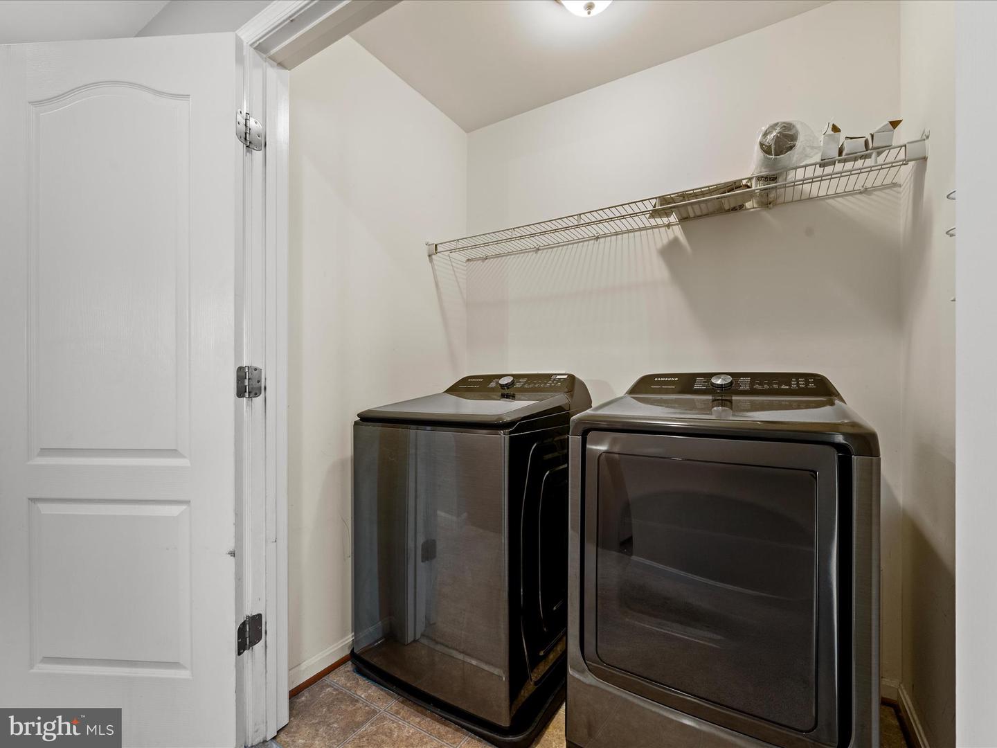19408 SUSQUEHANNA SQ, LEESBURG, Virginia 20176, 3 Bedrooms Bedrooms, ,2 BathroomsBathrooms,Residential,For sale,19408 SUSQUEHANNA SQ,VALO2106584 MLS # VALO2106584