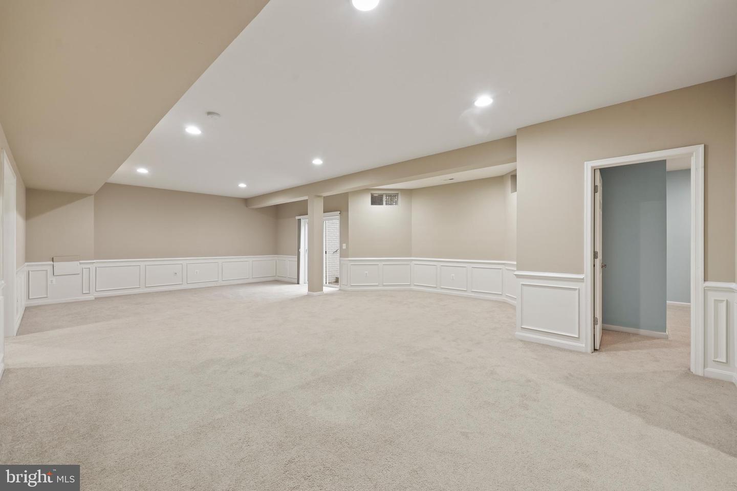 1019 E KENSINGTON CIR, FREDERICKSBURG, Virginia 22401, 5 Bedrooms Bedrooms, ,4 BathroomsBathrooms,Residential,For sale,1019 E KENSINGTON CIR,VAFB2008946 MLS # VAFB2008946