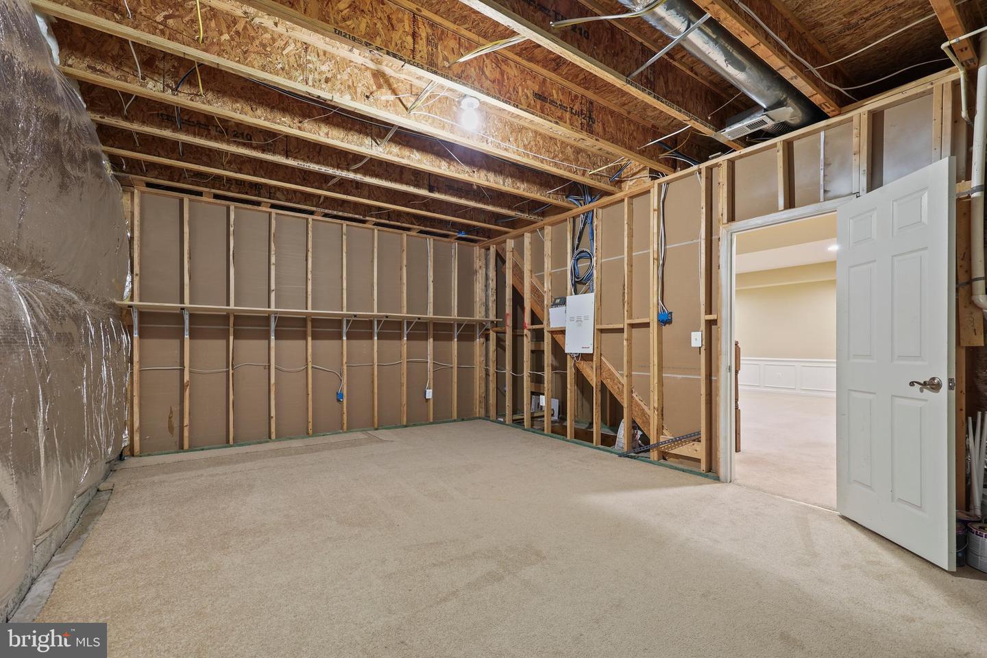 1019 E KENSINGTON CIR, FREDERICKSBURG, Virginia 22401, 5 Bedrooms Bedrooms, ,4 BathroomsBathrooms,Residential,For sale,1019 E KENSINGTON CIR,VAFB2008946 MLS # VAFB2008946