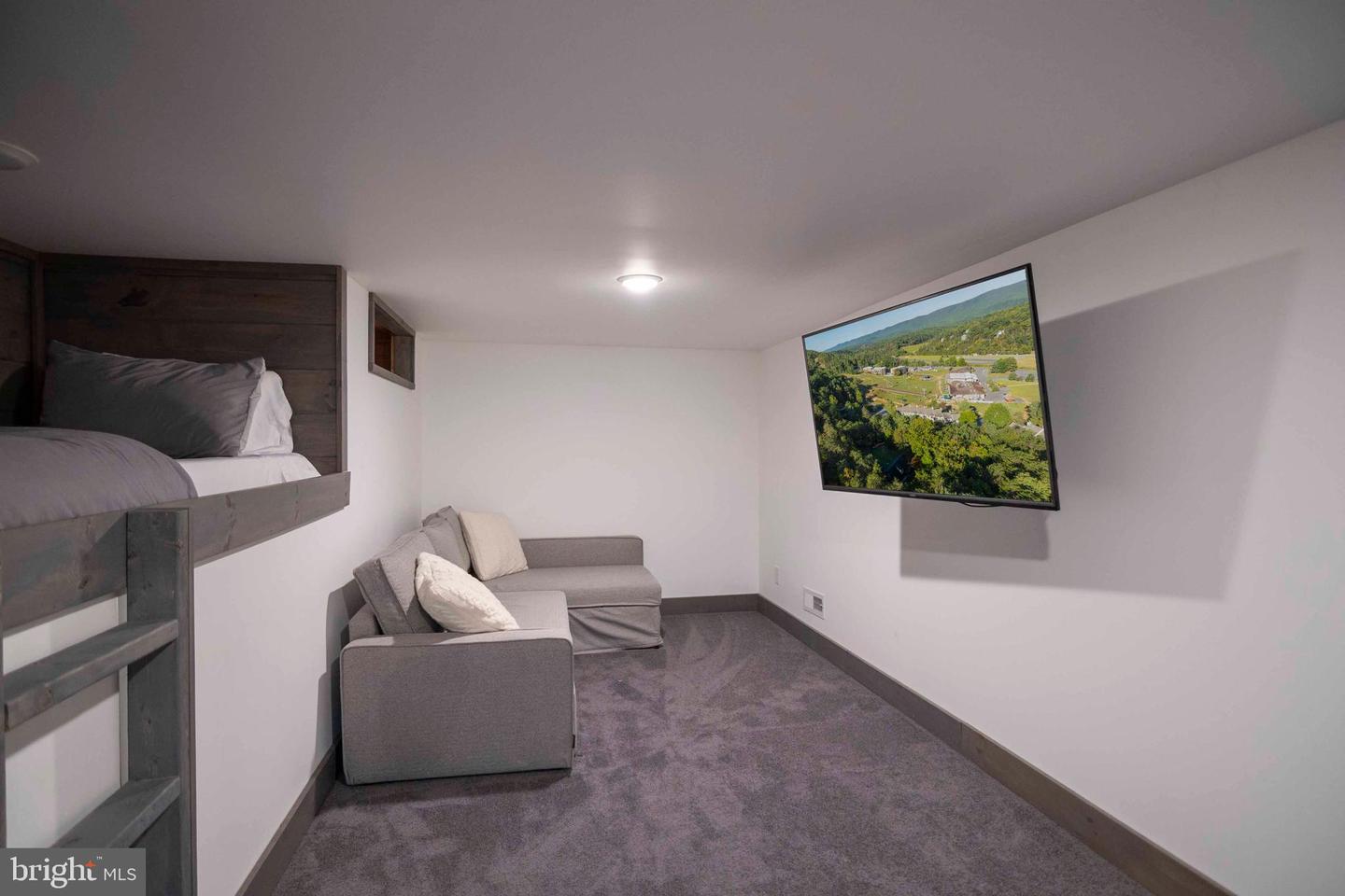 125 FRITZEL, BASYE, Virginia 22810, 4 Bedrooms Bedrooms, 12 Rooms Rooms,4 BathroomsBathrooms,Residential,For sale,125 FRITZEL,VASH2012512 MLS # VASH2012512