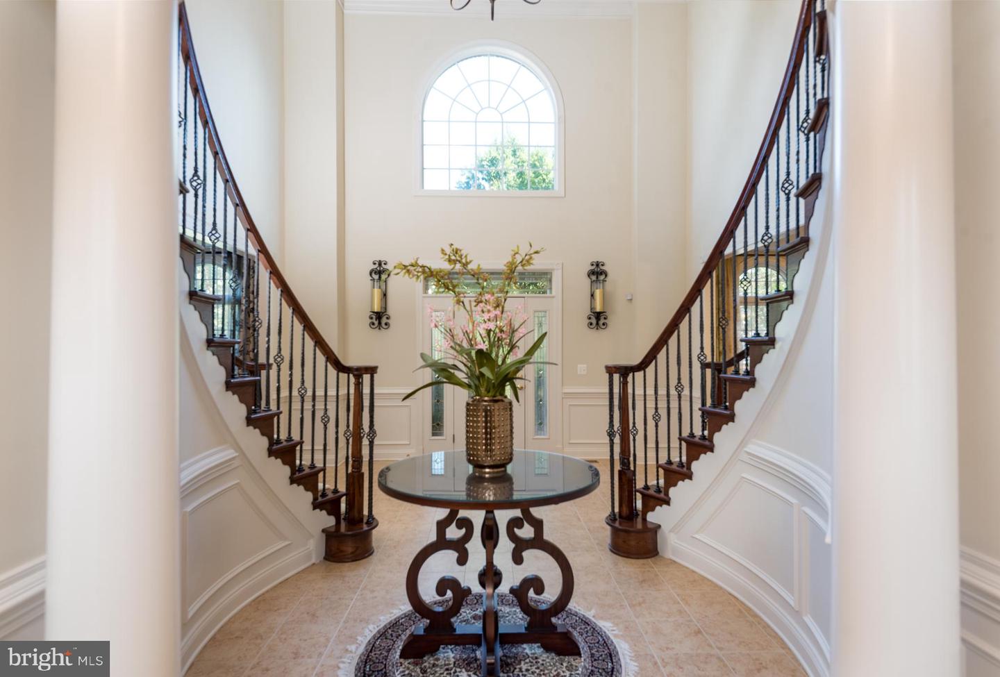 5331 CHAFFINS FARM CT, HAYMARKET, Virginia 20169, 6 Bedrooms Bedrooms, ,6 BathroomsBathrooms,Residential,For sale,5331 CHAFFINS FARM CT,VAPW2103830 MLS # VAPW2103830