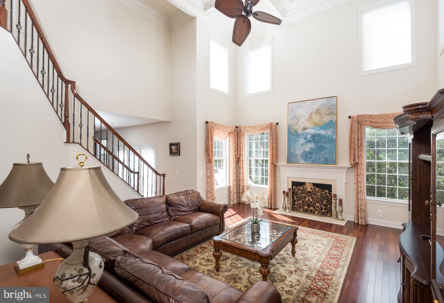 5331 CHAFFINS FARM CT, HAYMARKET, Virginia 20169, 6 Bedrooms Bedrooms, ,6 BathroomsBathrooms,Residential,For sale,5331 CHAFFINS FARM CT,VAPW2103830 MLS # VAPW2103830