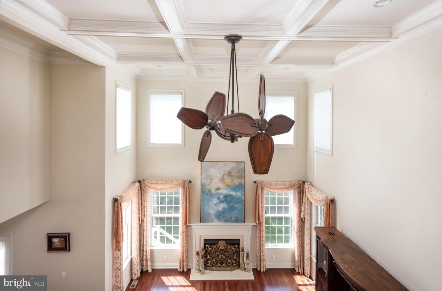 5331 CHAFFINS FARM CT, HAYMARKET, Virginia 20169, 6 Bedrooms Bedrooms, ,6 BathroomsBathrooms,Residential,For sale,5331 CHAFFINS FARM CT,VAPW2103830 MLS # VAPW2103830