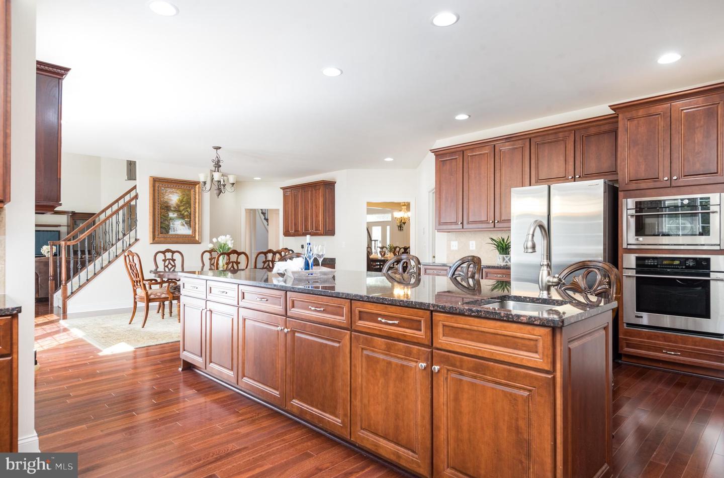 5331 CHAFFINS FARM CT, HAYMARKET, Virginia 20169, 6 Bedrooms Bedrooms, ,6 BathroomsBathrooms,Residential,For sale,5331 CHAFFINS FARM CT,VAPW2103830 MLS # VAPW2103830