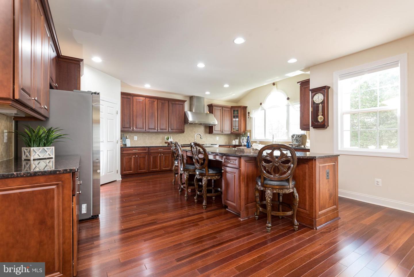 5331 CHAFFINS FARM CT, HAYMARKET, Virginia 20169, 6 Bedrooms Bedrooms, ,6 BathroomsBathrooms,Residential,For sale,5331 CHAFFINS FARM CT,VAPW2103830 MLS # VAPW2103830