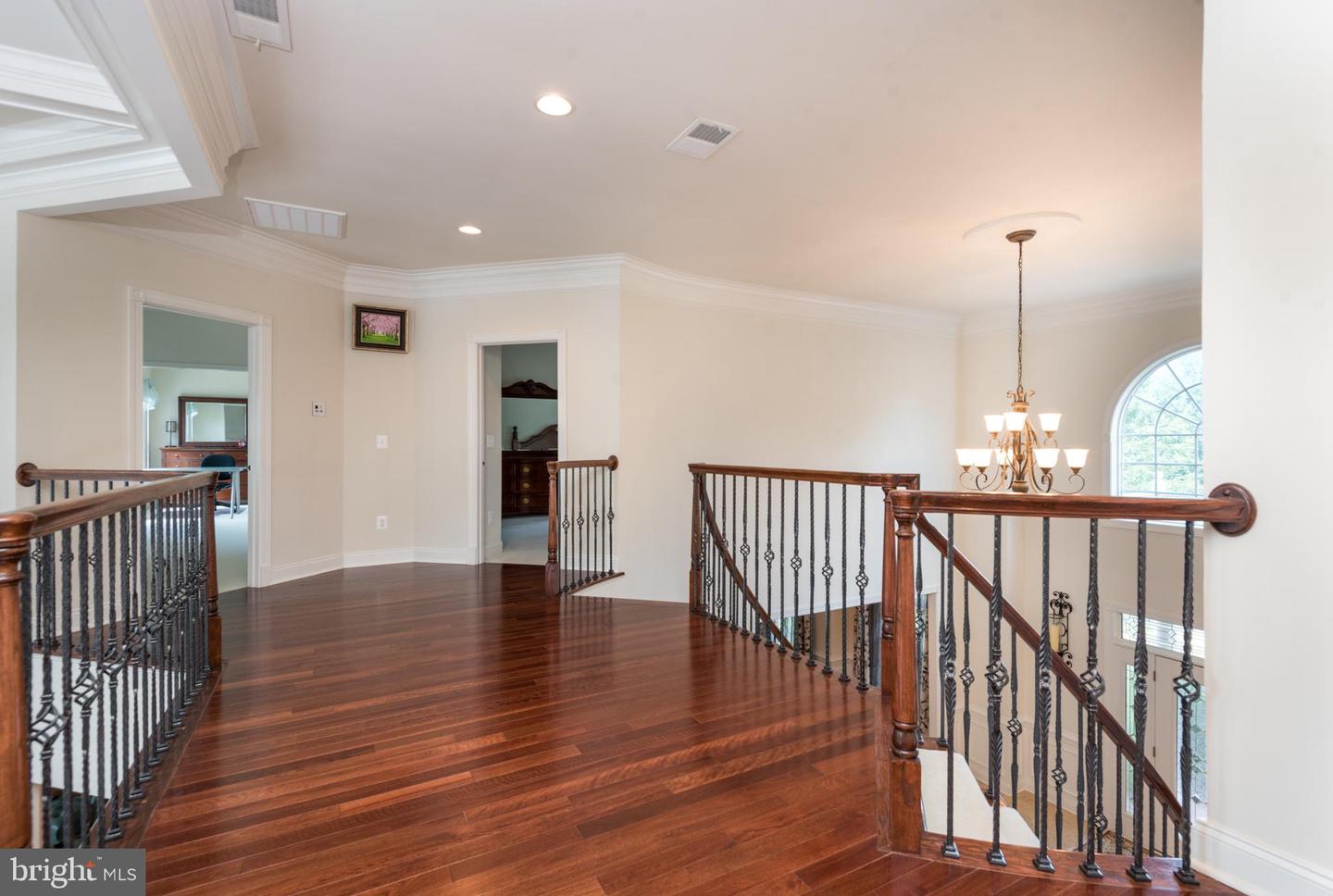 5331 CHAFFINS FARM CT, HAYMARKET, Virginia 20169, 6 Bedrooms Bedrooms, ,6 BathroomsBathrooms,Residential,For sale,5331 CHAFFINS FARM CT,VAPW2103830 MLS # VAPW2103830