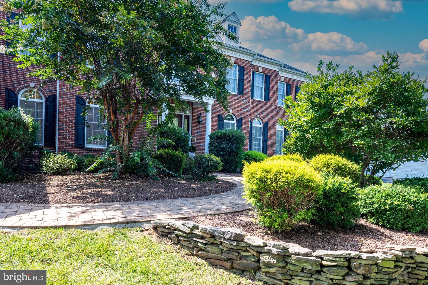 5331 CHAFFINS FARM CT, HAYMARKET, Virginia 20169, 6 Bedrooms Bedrooms, ,6 BathroomsBathrooms,Residential,For sale,5331 CHAFFINS FARM CT,VAPW2103830 MLS # VAPW2103830