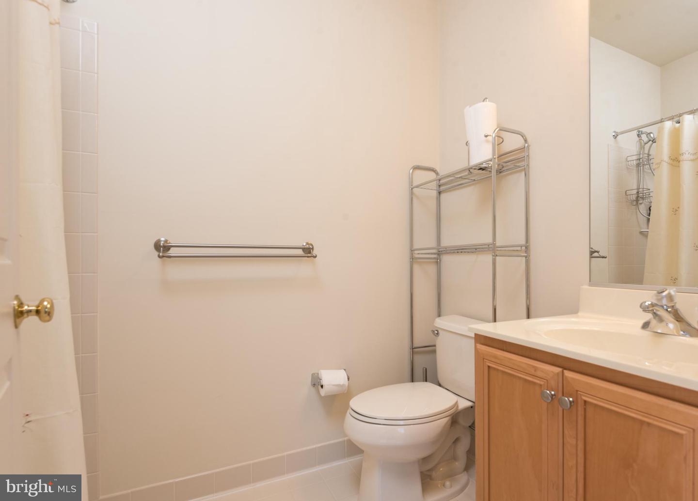 5331 CHAFFINS FARM CT, HAYMARKET, Virginia 20169, 6 Bedrooms Bedrooms, ,6 BathroomsBathrooms,Residential,For sale,5331 CHAFFINS FARM CT,VAPW2103830 MLS # VAPW2103830