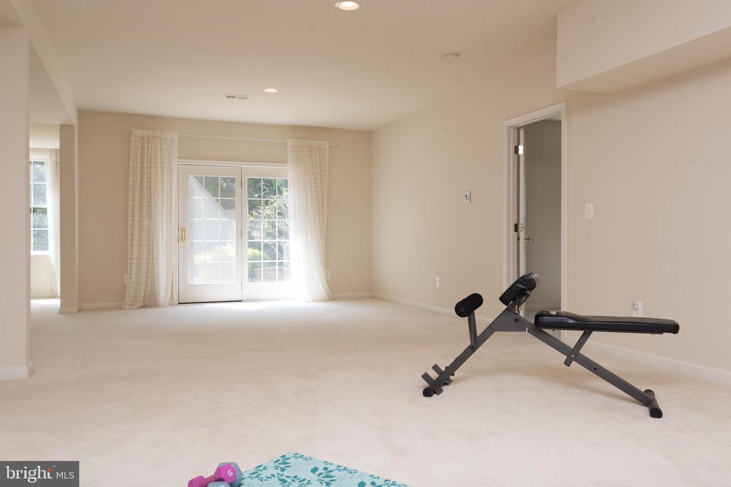 5331 CHAFFINS FARM CT, HAYMARKET, Virginia 20169, 6 Bedrooms Bedrooms, ,6 BathroomsBathrooms,Residential,For sale,5331 CHAFFINS FARM CT,VAPW2103830 MLS # VAPW2103830