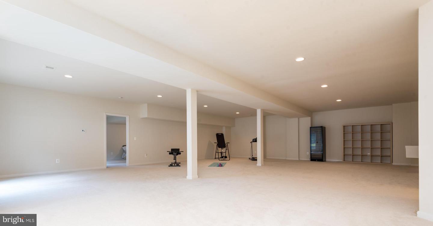 5331 CHAFFINS FARM CT, HAYMARKET, Virginia 20169, 6 Bedrooms Bedrooms, ,6 BathroomsBathrooms,Residential,For sale,5331 CHAFFINS FARM CT,VAPW2103830 MLS # VAPW2103830