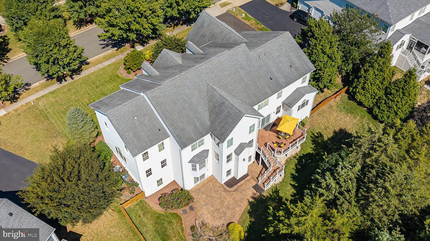 5331 CHAFFINS FARM CT, HAYMARKET, Virginia 20169, 6 Bedrooms Bedrooms, ,6 BathroomsBathrooms,Residential,For sale,5331 CHAFFINS FARM CT,VAPW2103830 MLS # VAPW2103830