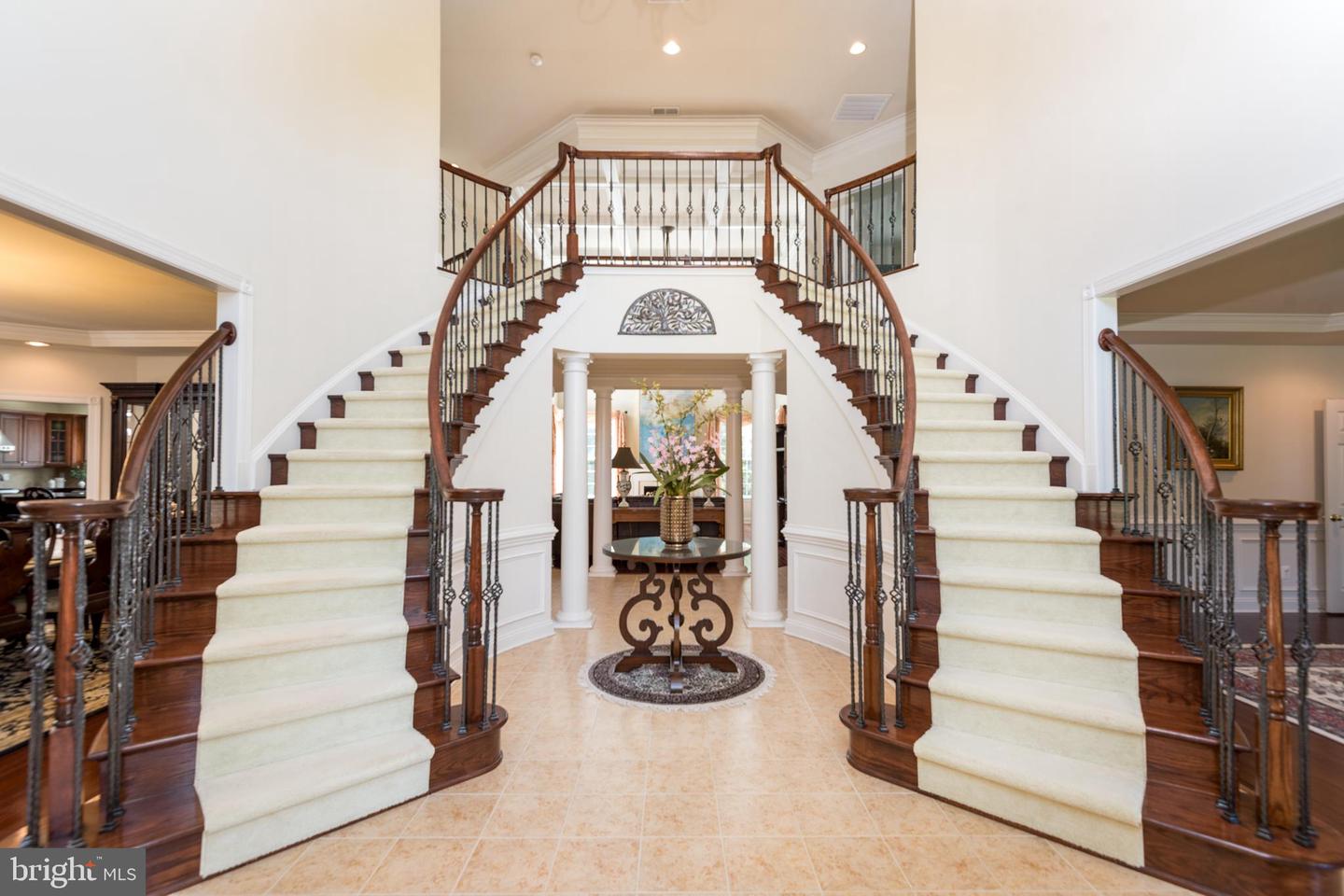 5331 CHAFFINS FARM CT, HAYMARKET, Virginia 20169, 6 Bedrooms Bedrooms, ,6 BathroomsBathrooms,Residential,For sale,5331 CHAFFINS FARM CT,VAPW2103830 MLS # VAPW2103830