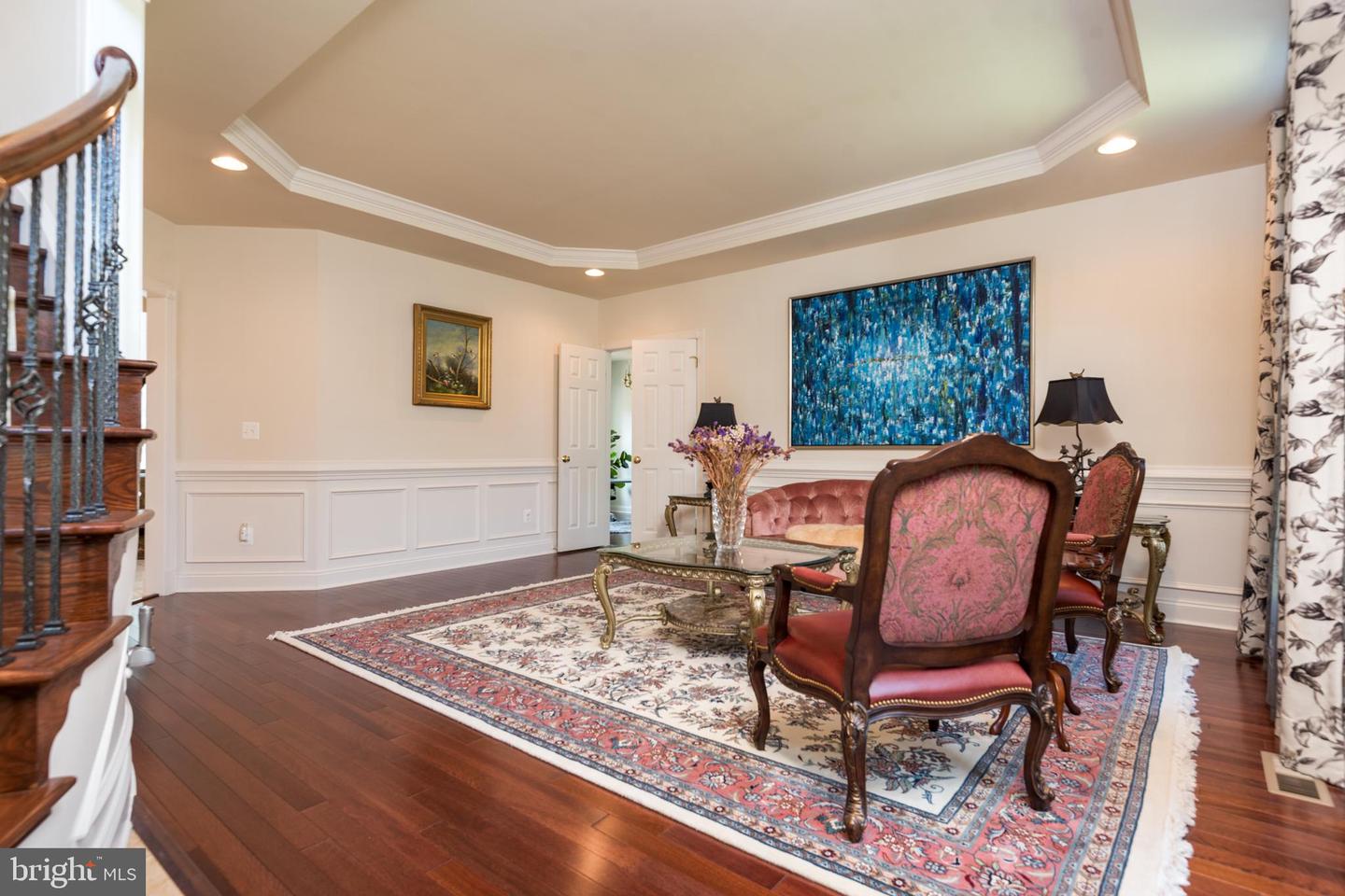 5331 CHAFFINS FARM CT, HAYMARKET, Virginia 20169, 6 Bedrooms Bedrooms, ,6 BathroomsBathrooms,Residential,For sale,5331 CHAFFINS FARM CT,VAPW2103830 MLS # VAPW2103830